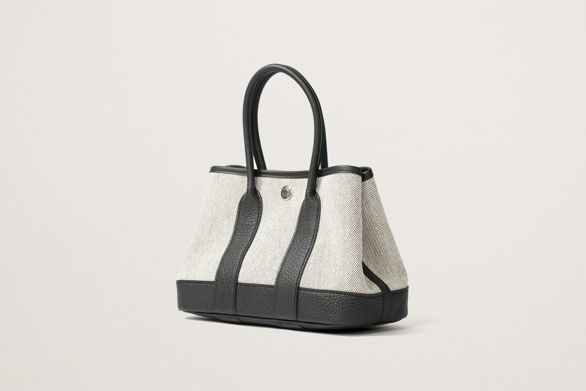HERMES ネオ・ガーデン23 黒