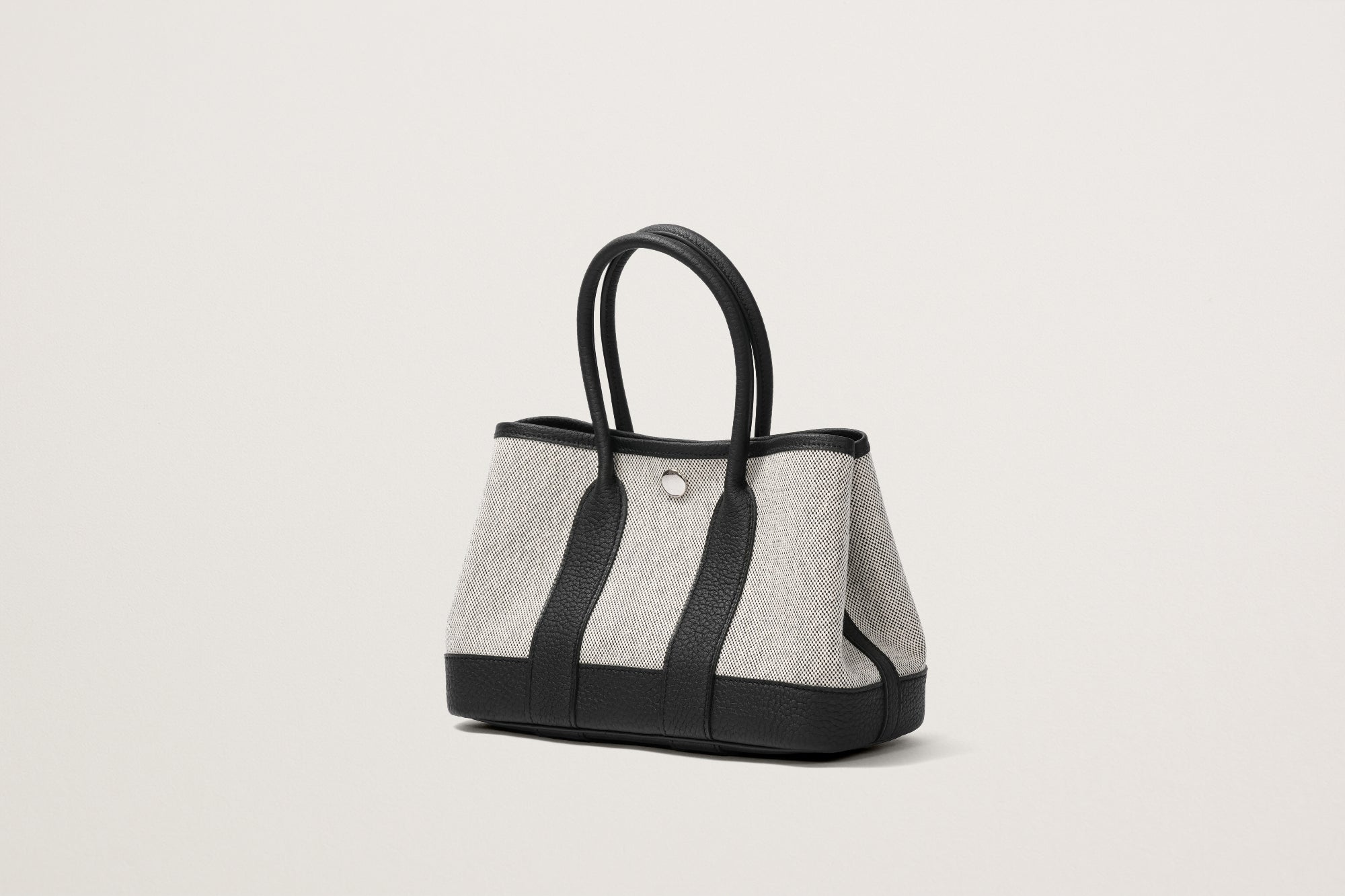 HERMES ネオ・ガーデン23 黒