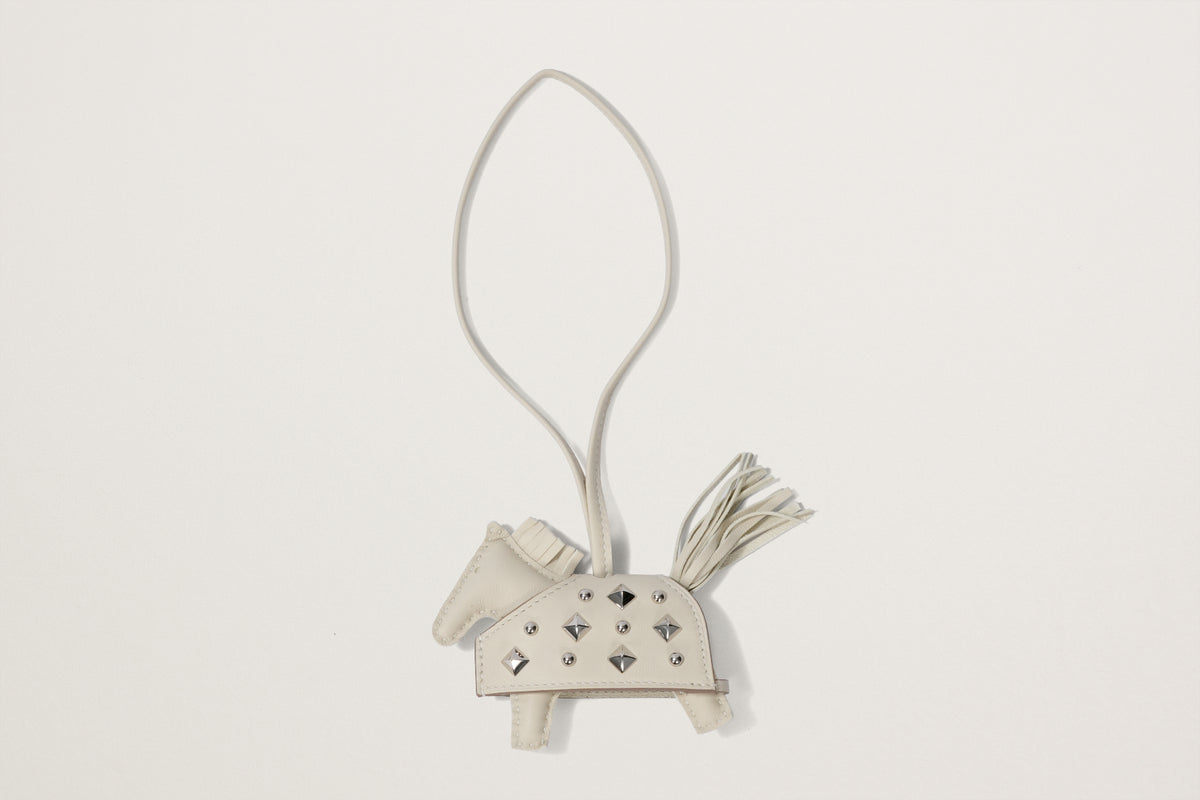 HERMES ロデオチャームPM ロべオ・ロック クレ – GINZA SATAKE