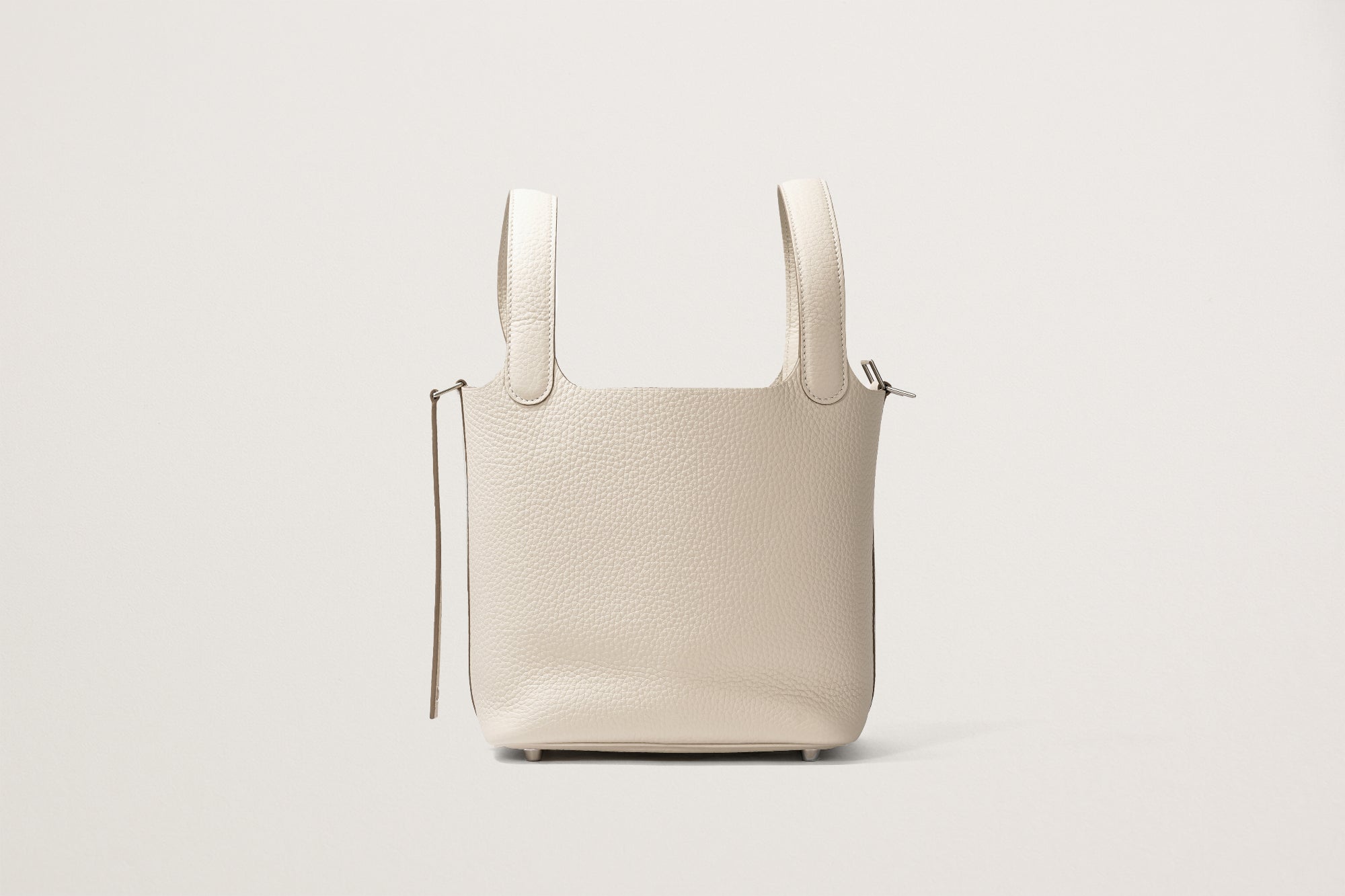 HERMES ピコタンロック18 クレ