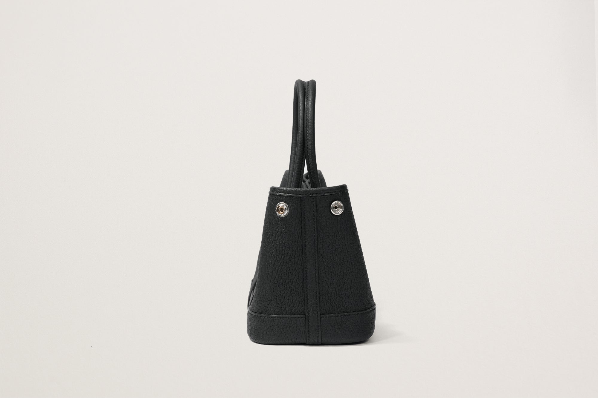 HERMES ネオ・ガーデン23 黒