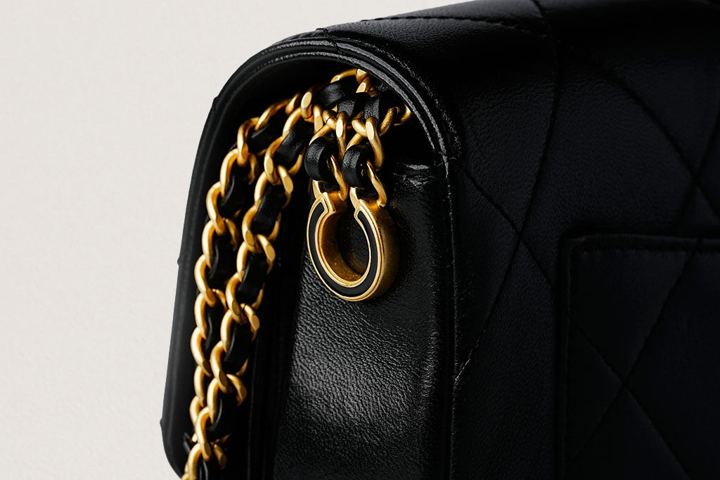 CHANEL 19 ショルダーバッグ