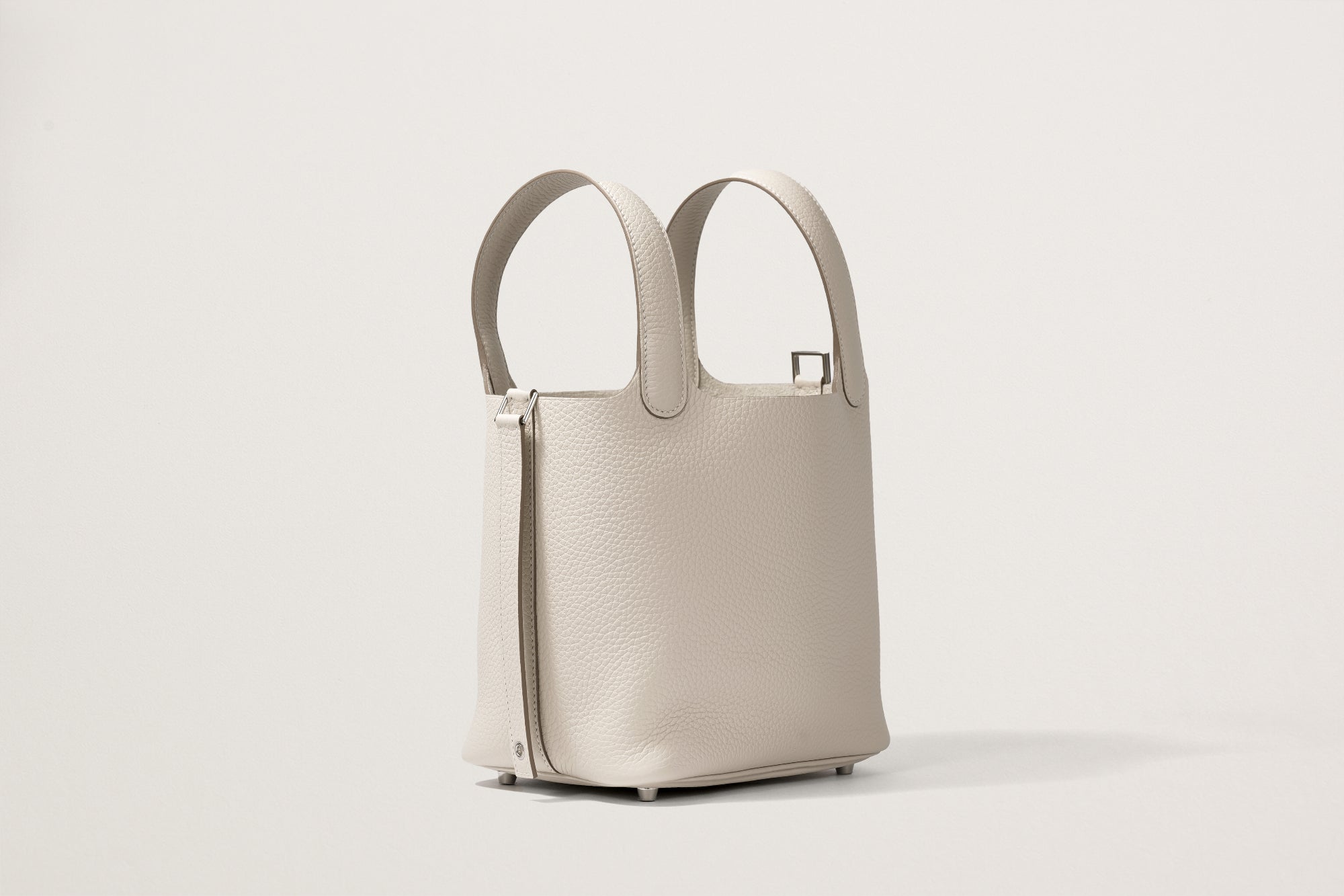 HERMES ピコタンロック18 クレ