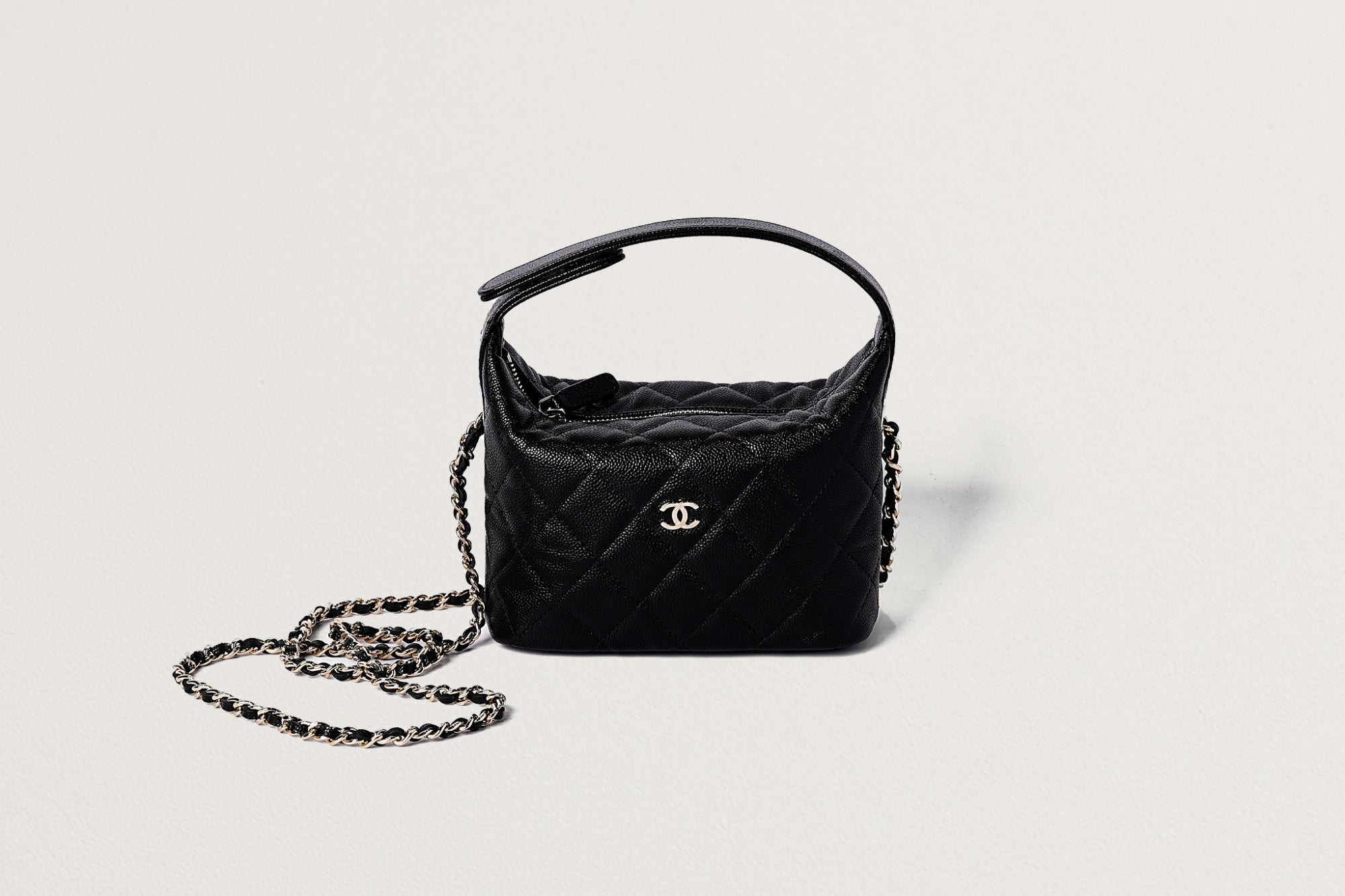 CHANEL チェーンクラッチバッグ – GINZA SATAKE