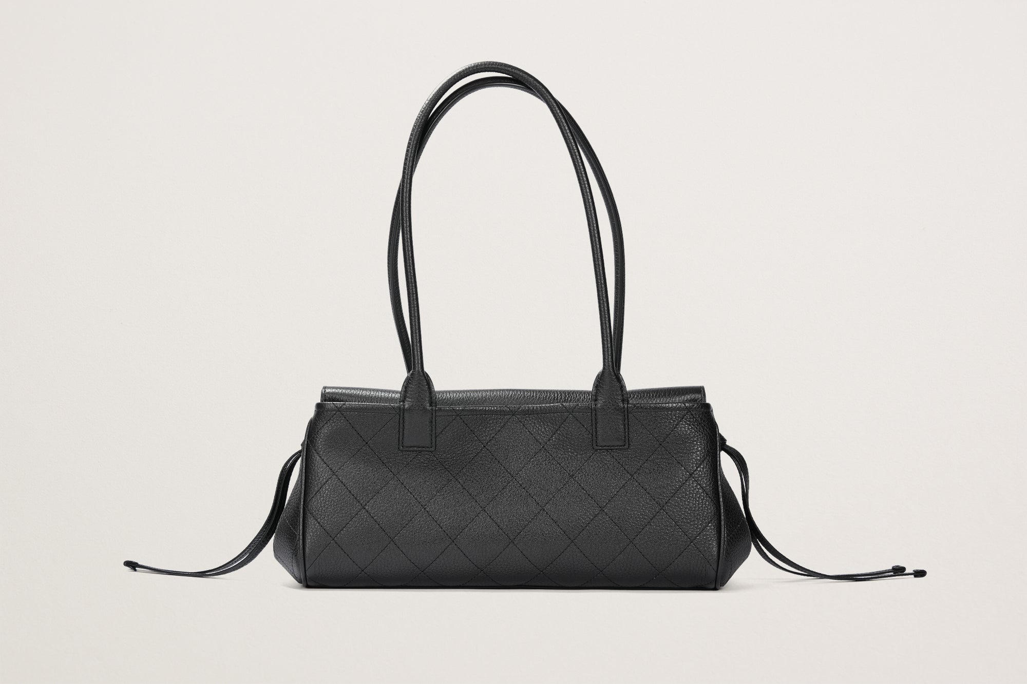 CHANEL シャネルスモール ショッピング バッグ – GINZA SATAKE