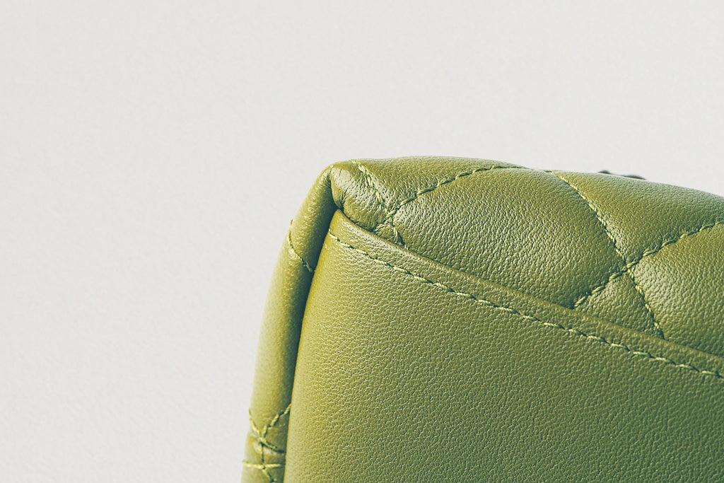 CHANEL マトラッセ チェーンバッグ