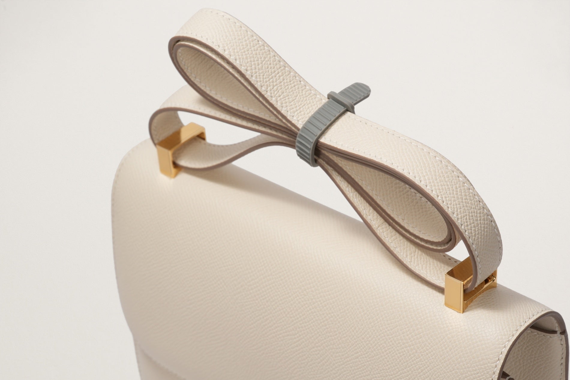 HERMES コンスタンス24 クレ