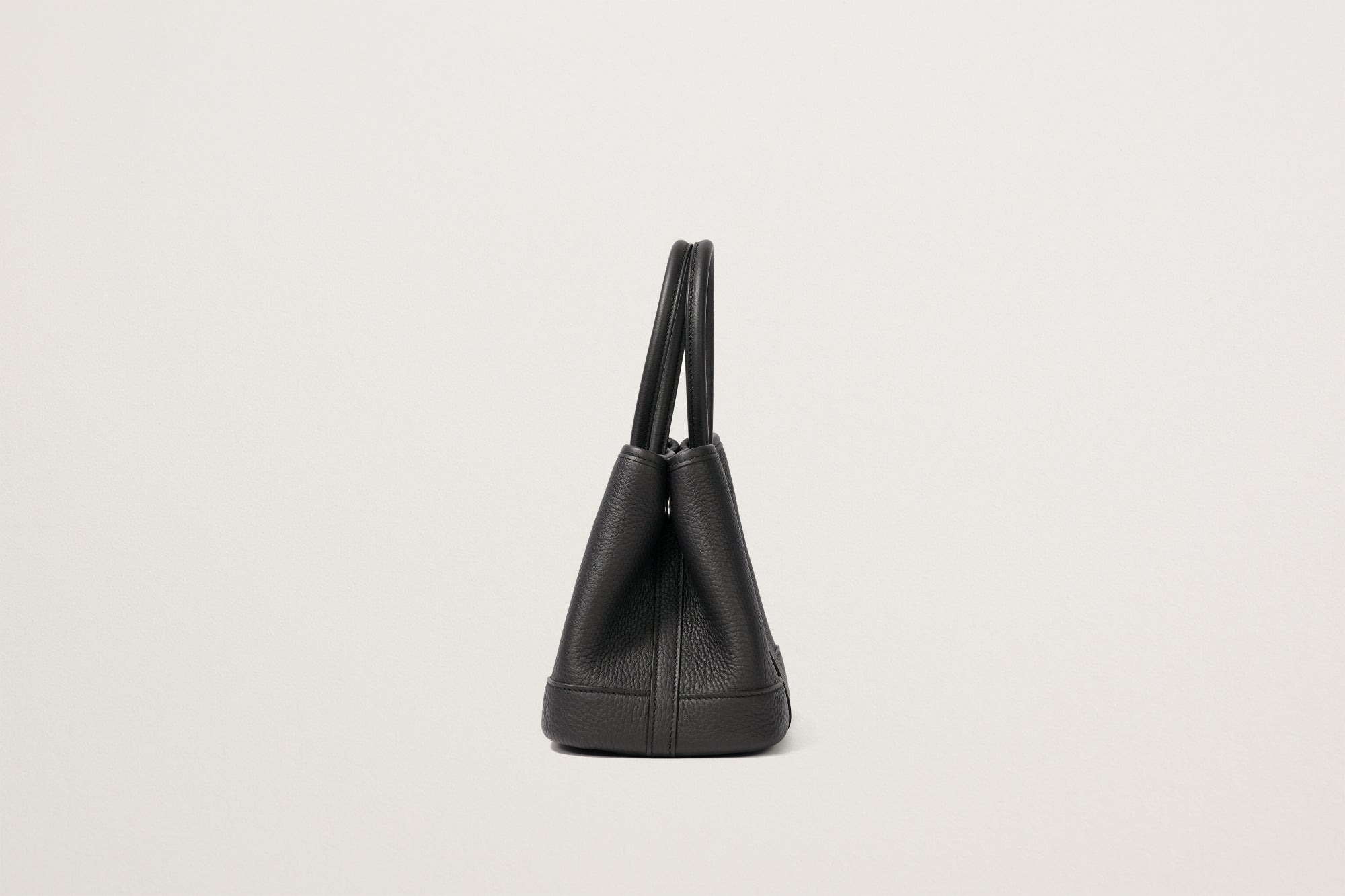 HERMES ネオ・ガーデン23 黒