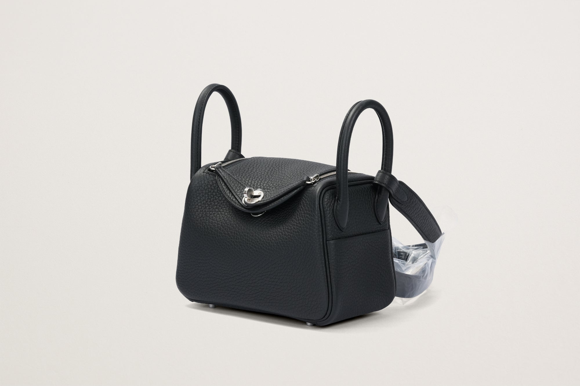 HERMES ミニリンディ2 黒 – GINZA SATAKE