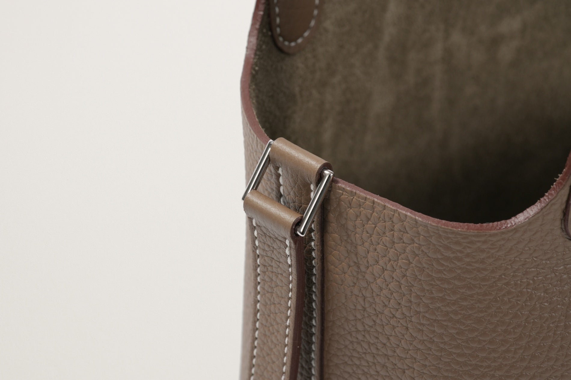 HERMES ピコタンロック18 エトゥープ