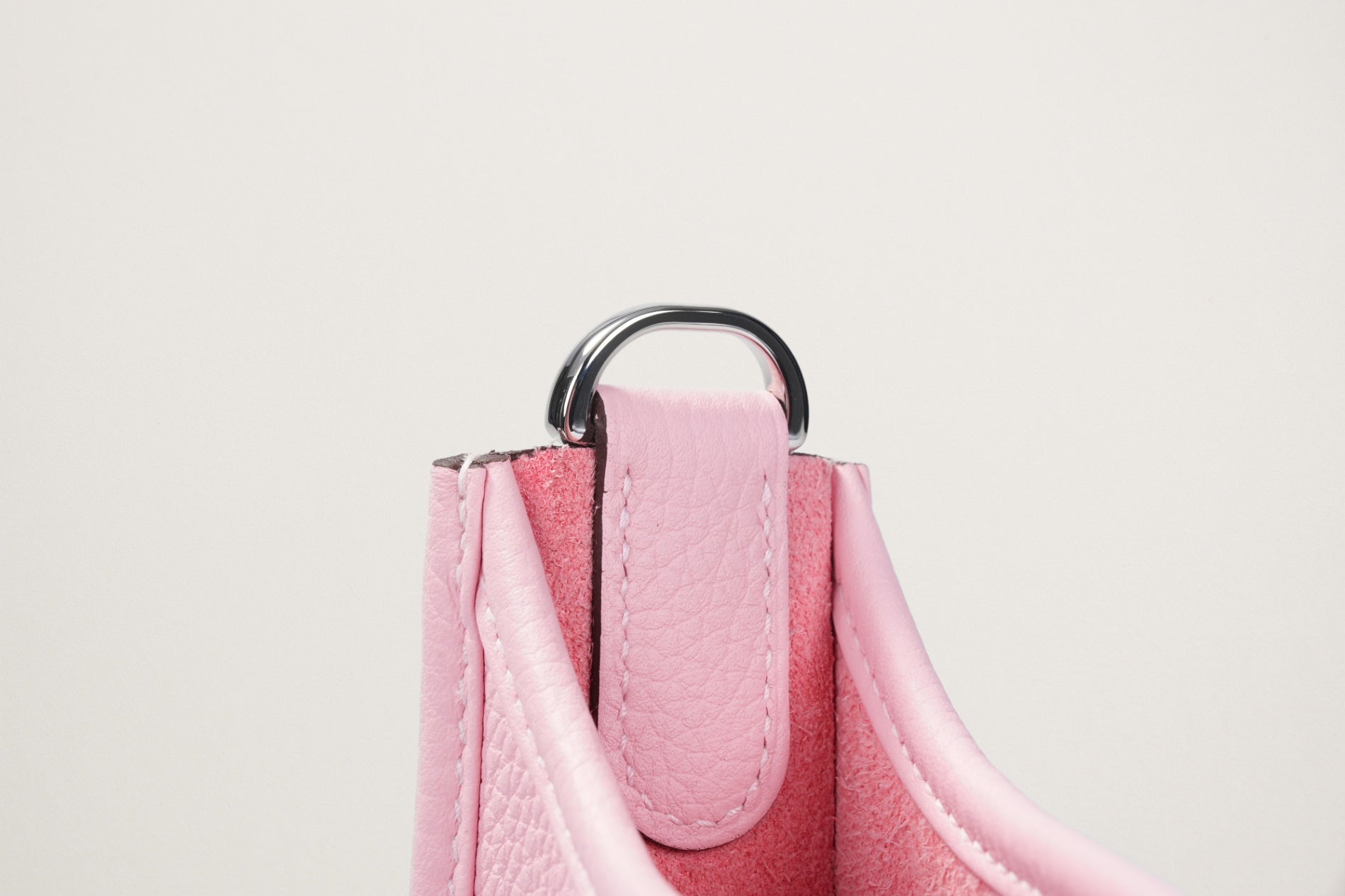 HERMES エヴリン23 ローズサクラ