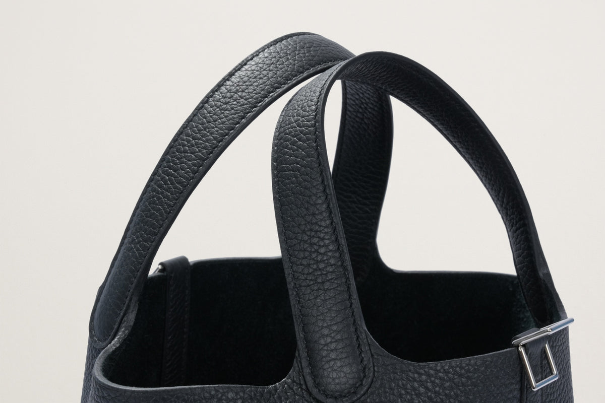 HERMES ピコタンロック18 黒