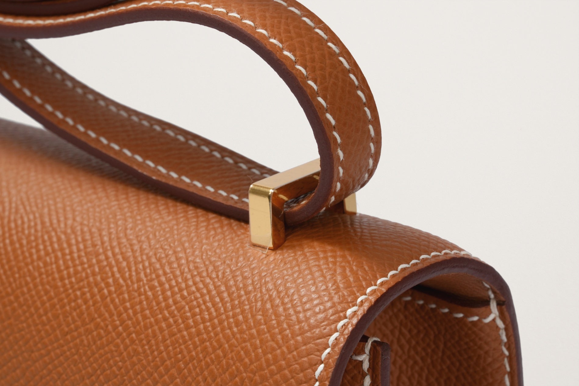 HERMES コンスタンスエラン ゴールド