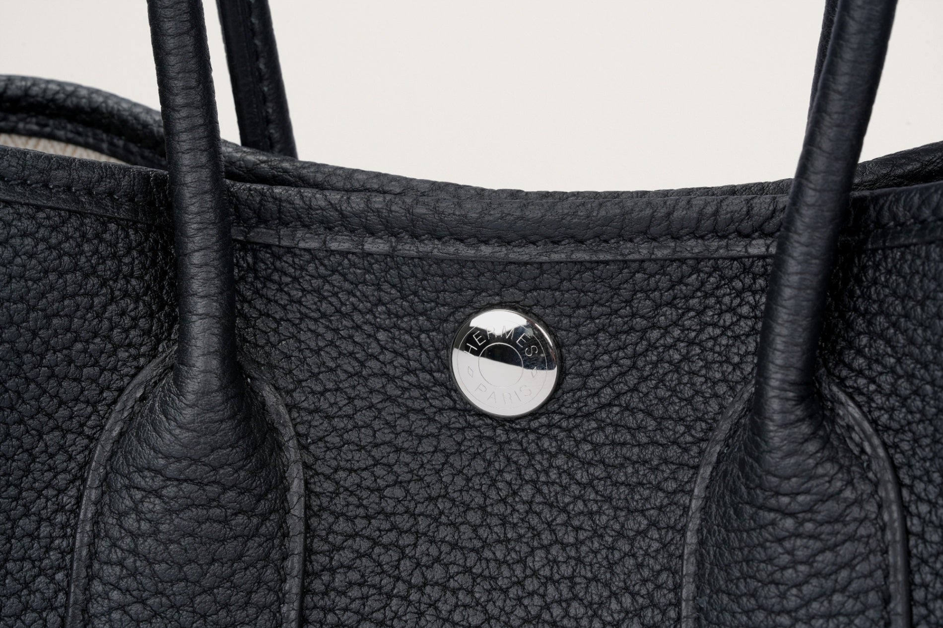 HERMES ネオ・ガーデン23 黒