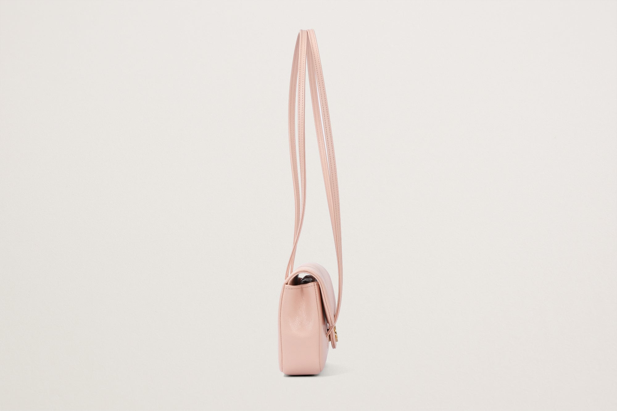 CHANEL ストラップ クラッチ バッグ – GINZA SATAKE