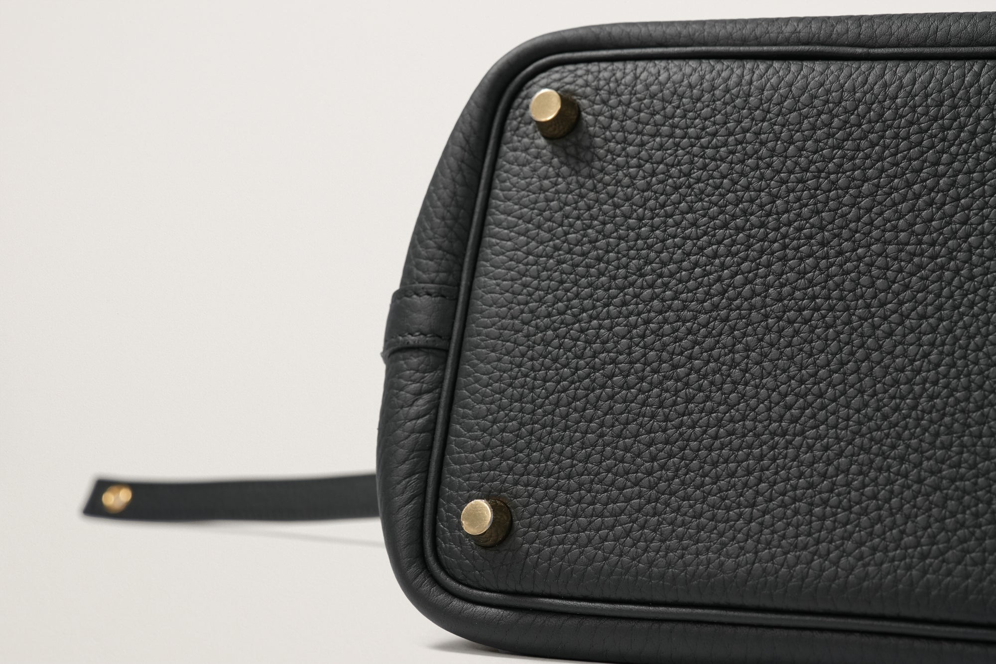 HERMES ピコタンロック18 黒