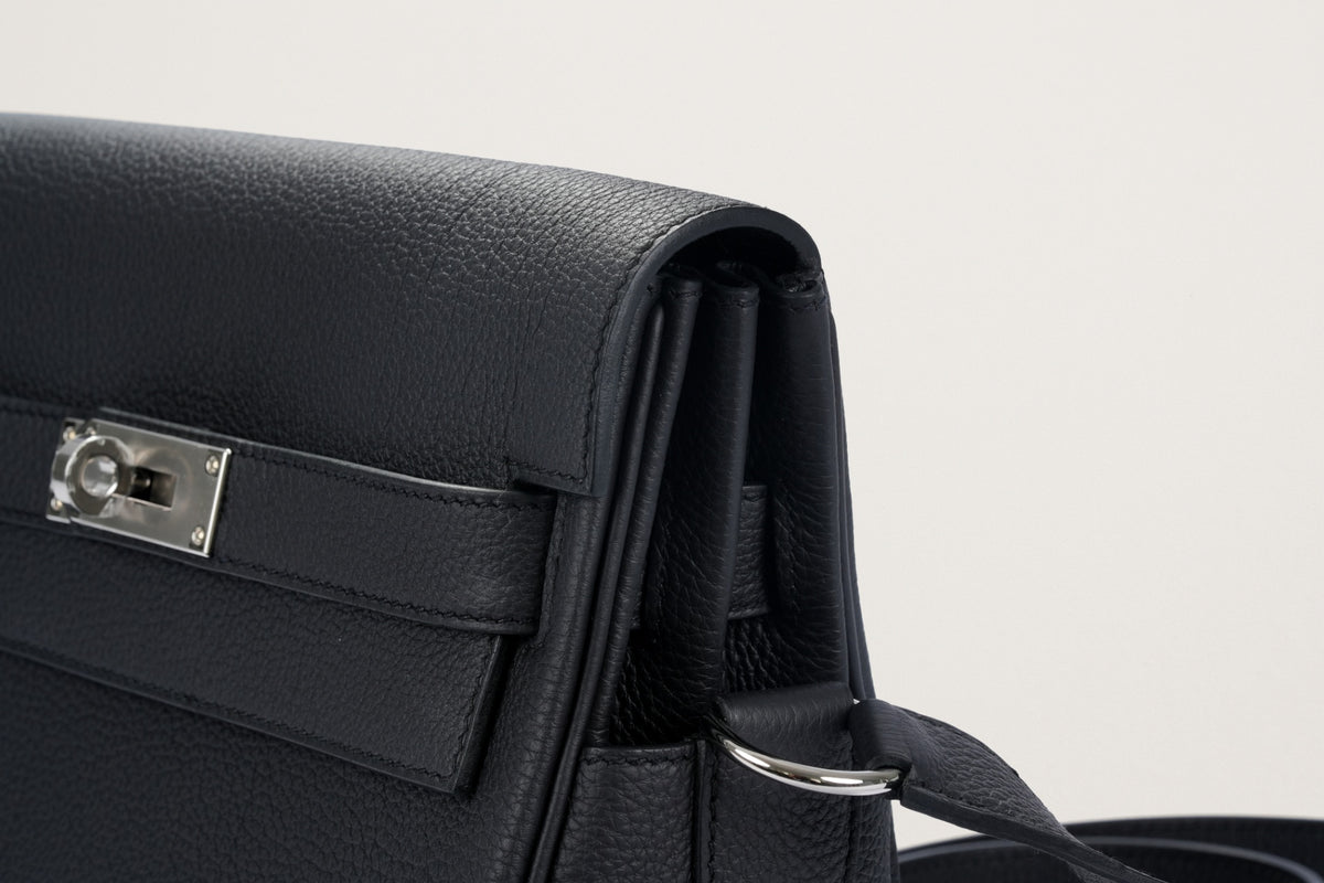 HERMES ケリーメッセンジャー24 黒