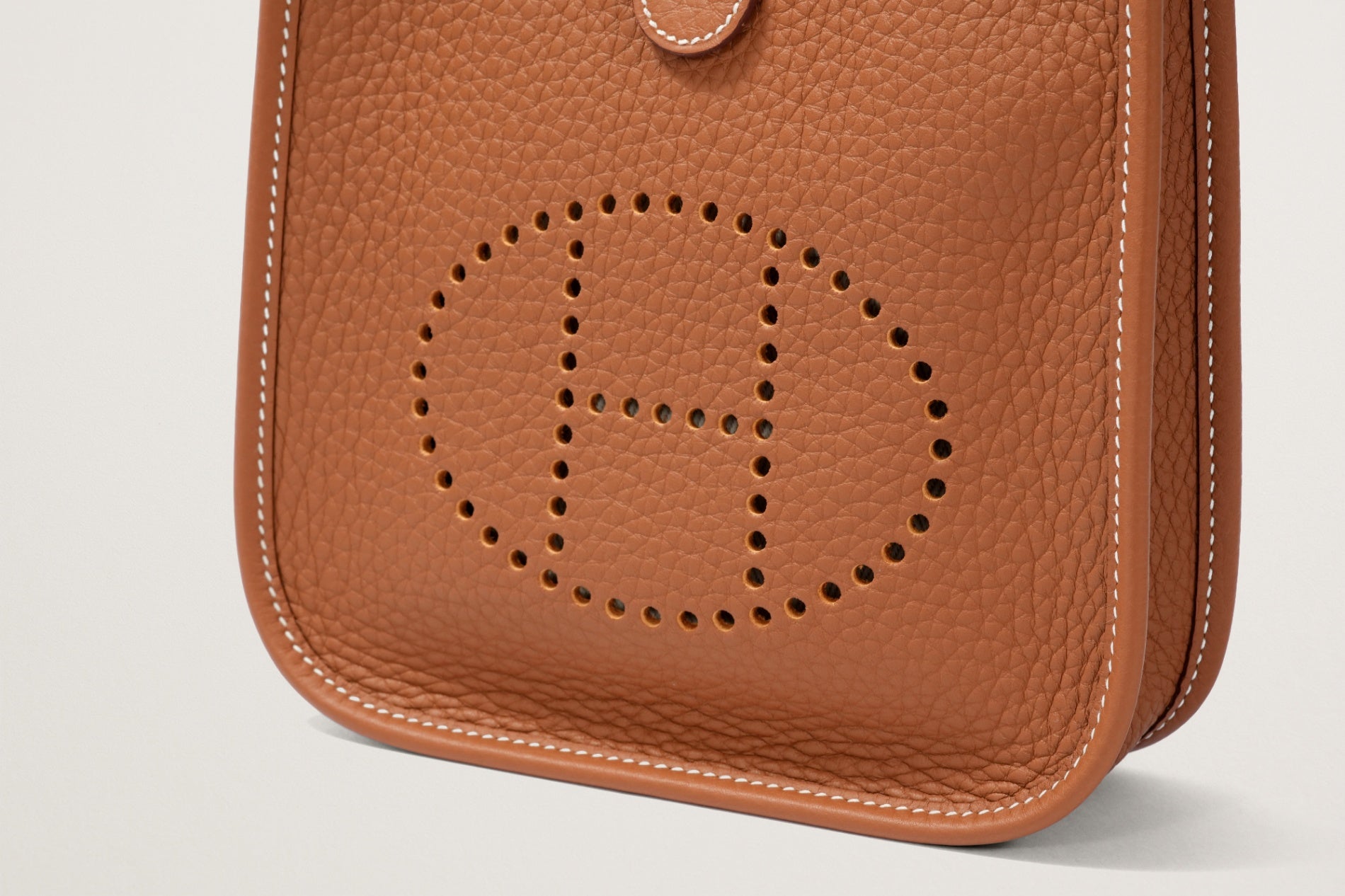 HERMES エヴリン アマゾーヌ16 ゴールド