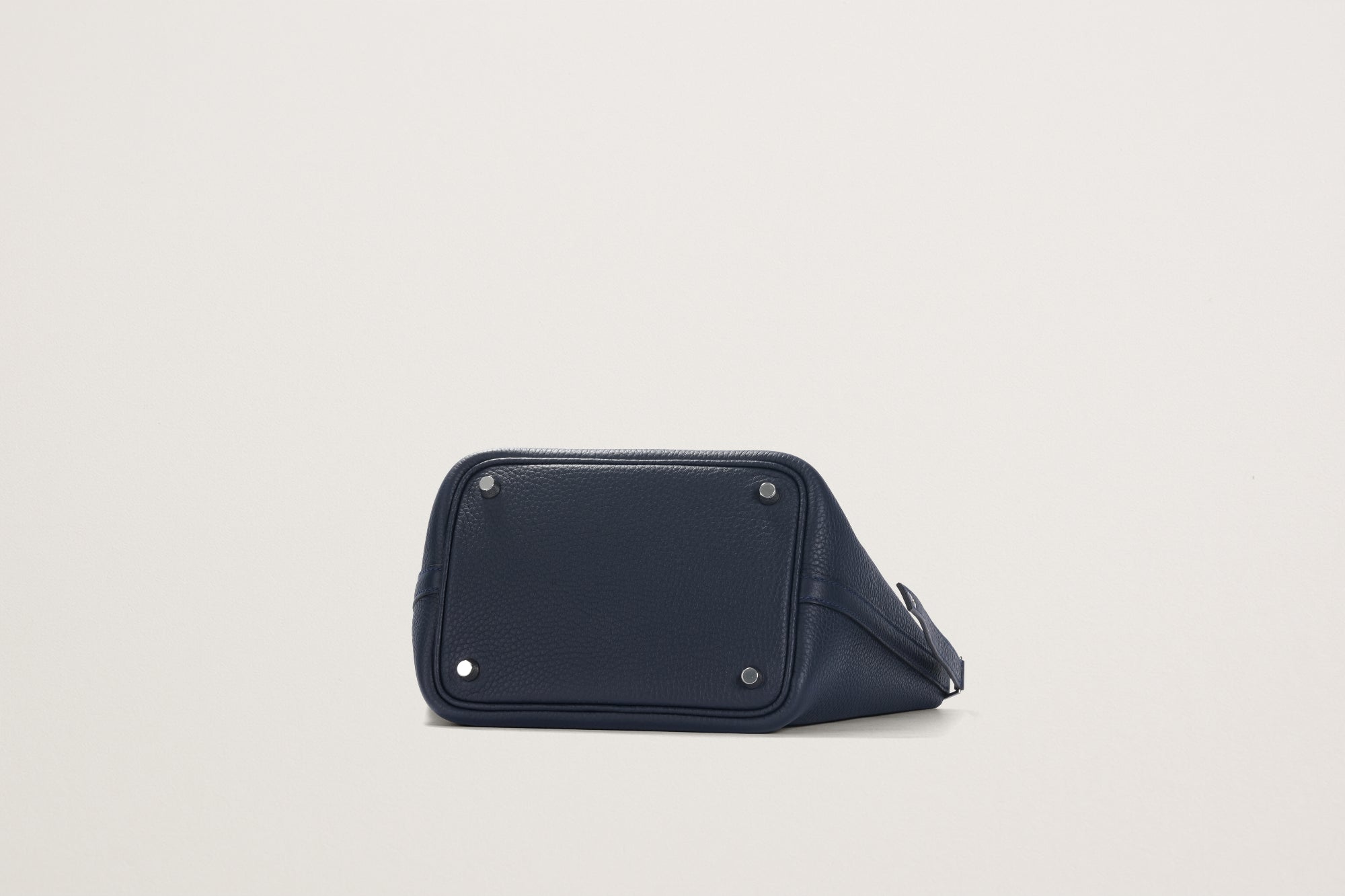 HERMES ピコタンロック18 ブルーニュイ