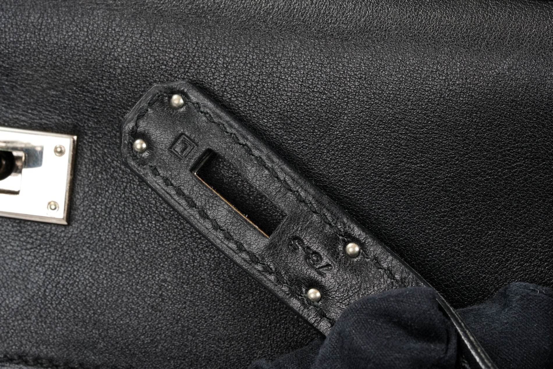 HERMES ケリーラキ32 黒