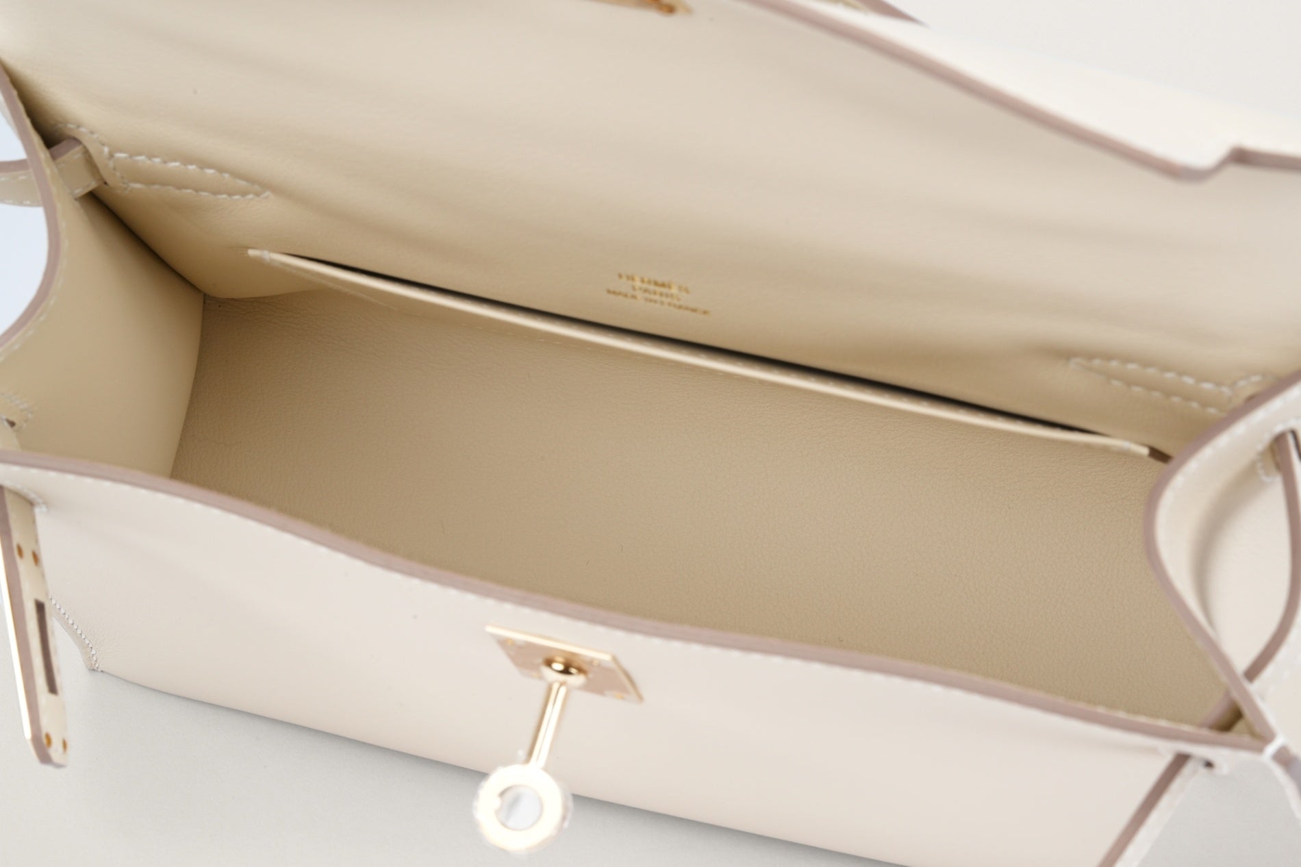 HERMES ポシェットケリー クレ – GINZA SATAKE