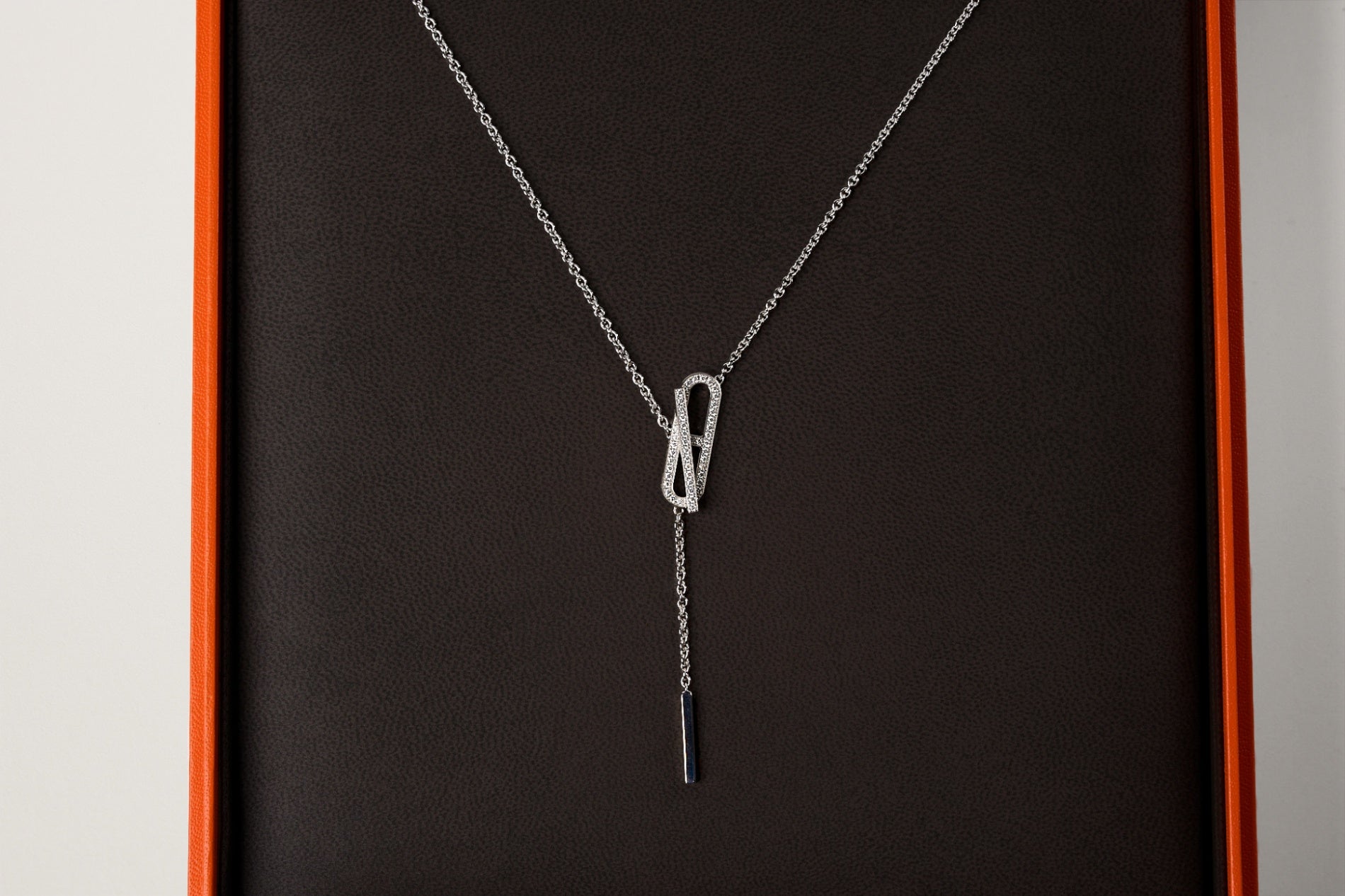HERMES K18WG エヴァーシェーヌダンクル ダイヤモンドネックレス