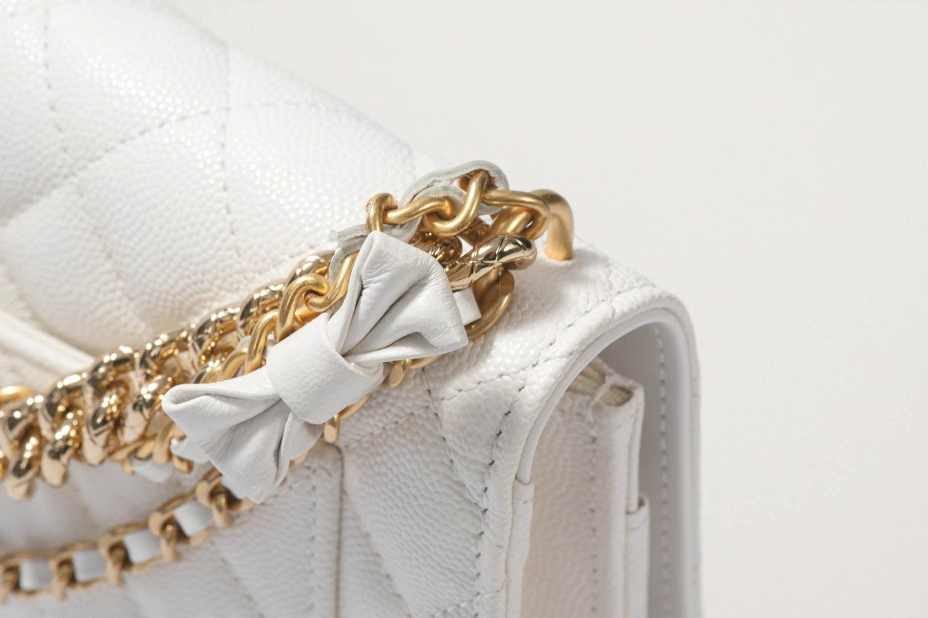 CHANEL チェーンウォレット