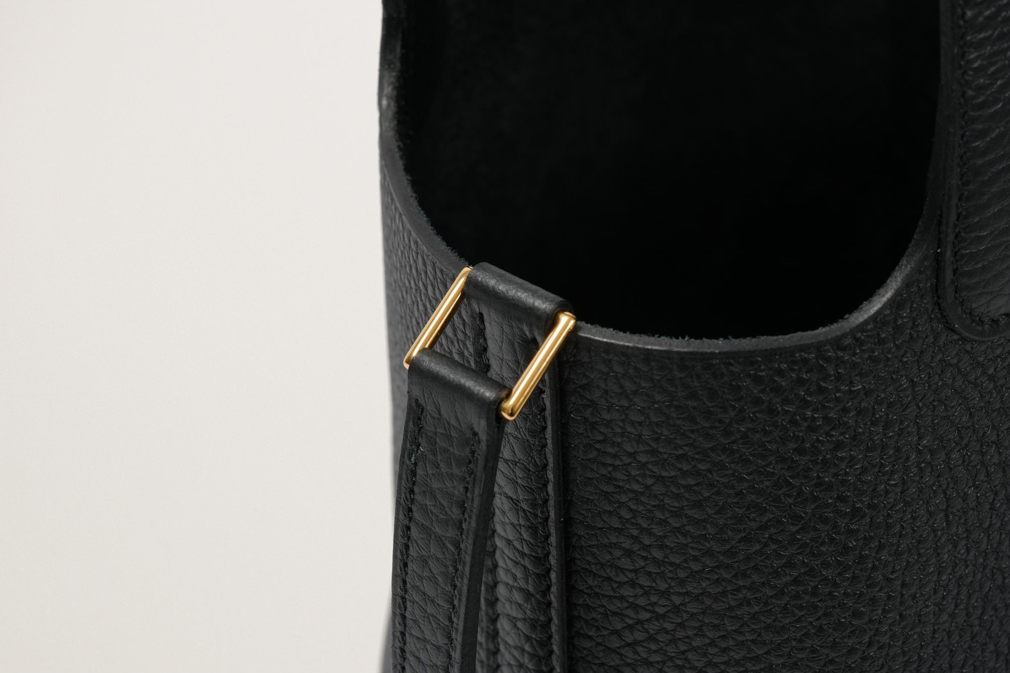 HERMES ピコタンロック18 黒