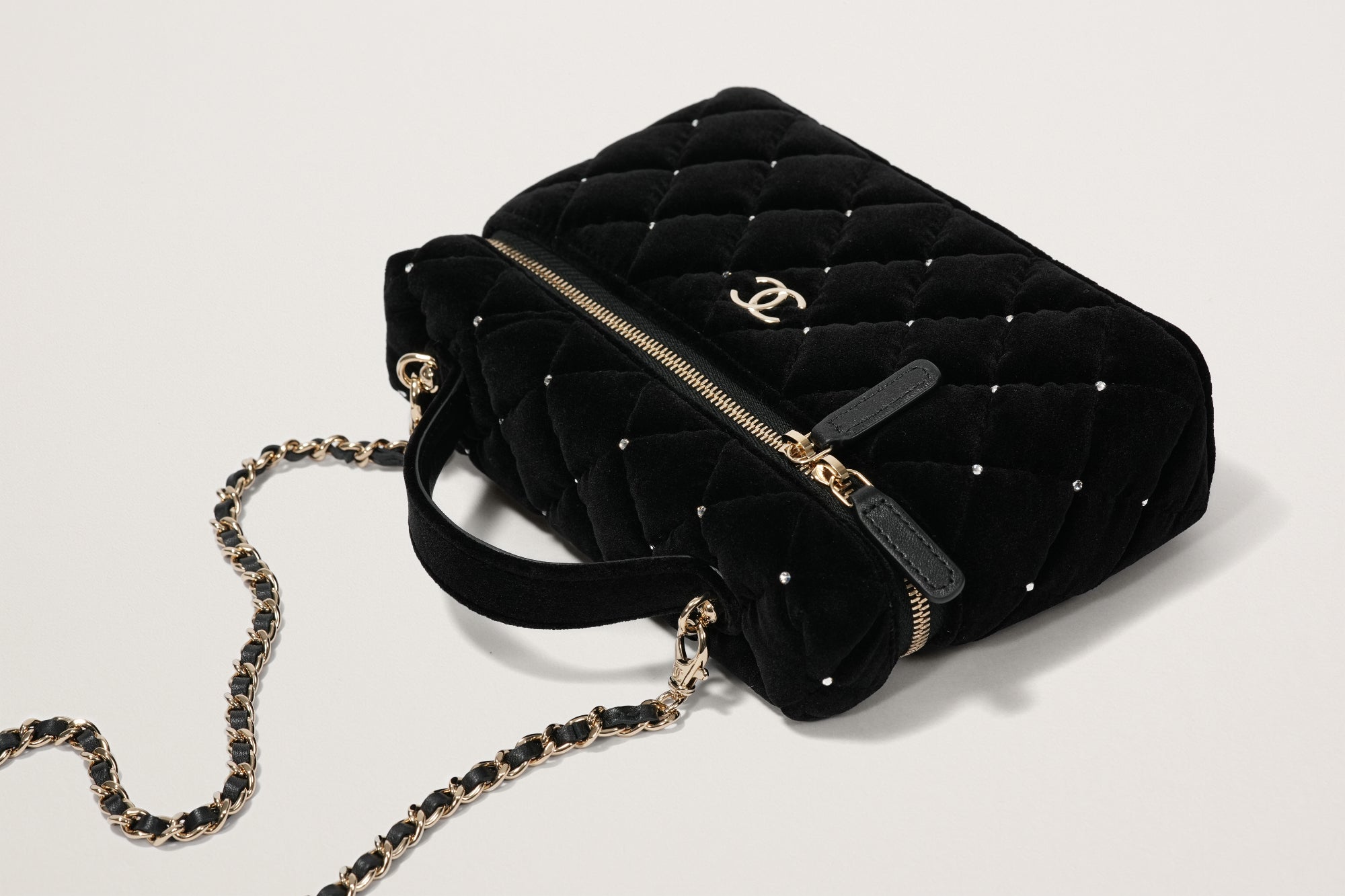 CHANEL シャネル ヴァニティケース – GINZA SATAKE