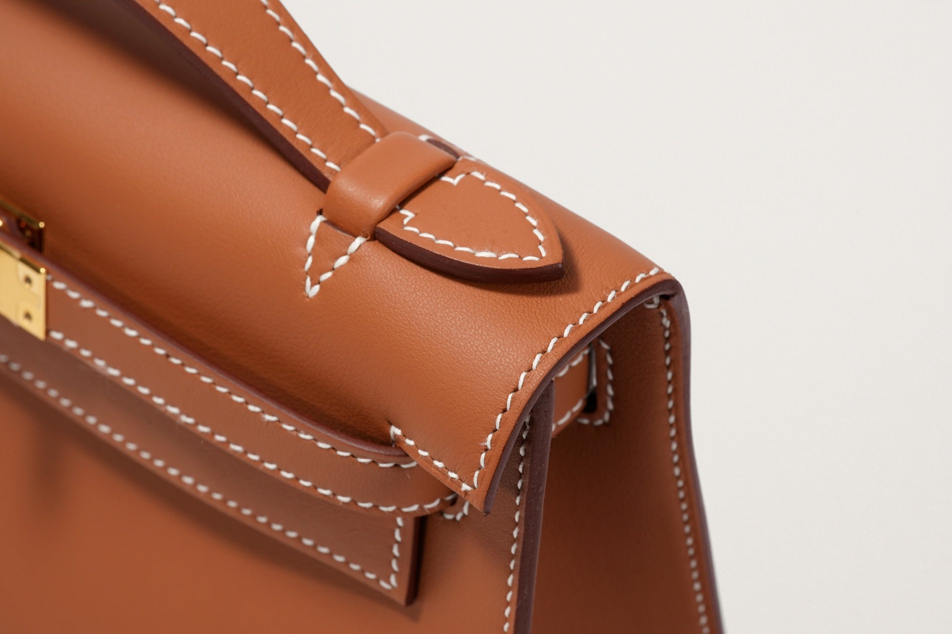 HERMES ポシェットケリー ゴールド