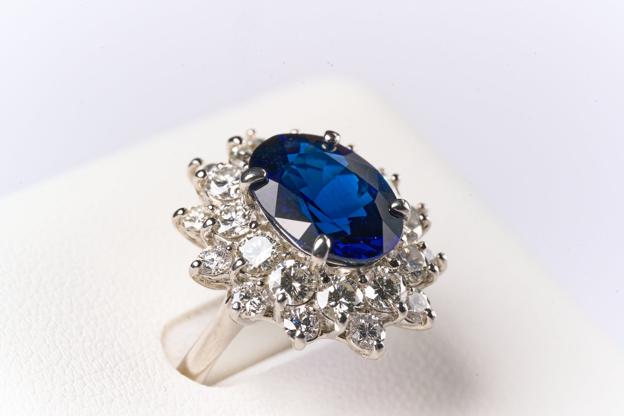 ブルーサファイア リング