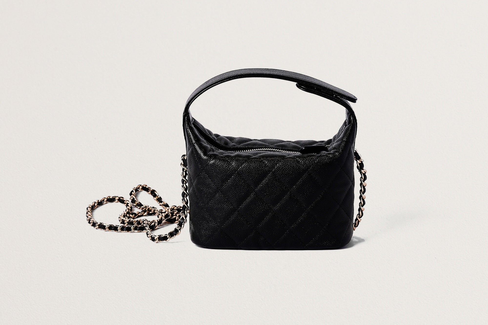 CHANEL チェーンクラッチバッグ – GINZA SATAKE