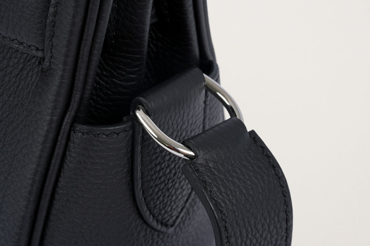 HERMES ケリーメッセンジャー24 黒