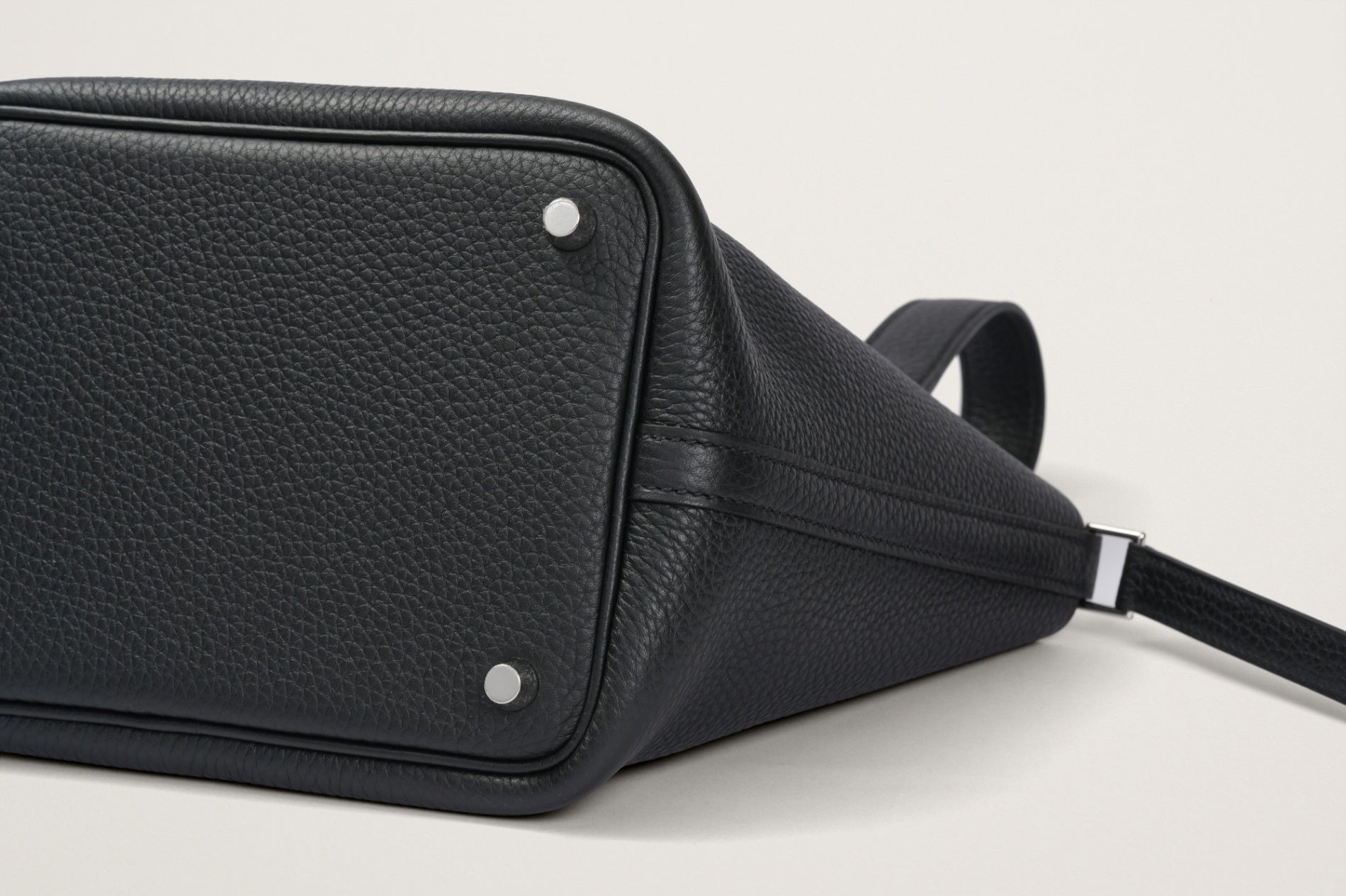HERMES ピコタンロック18 黒 – GINZA SATAKE