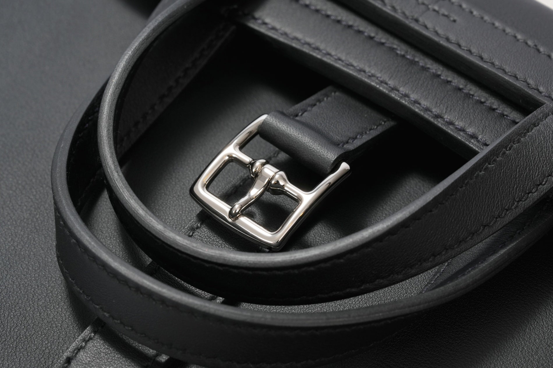HERMES アルザンミニ 黒 – GINZA SATAKE