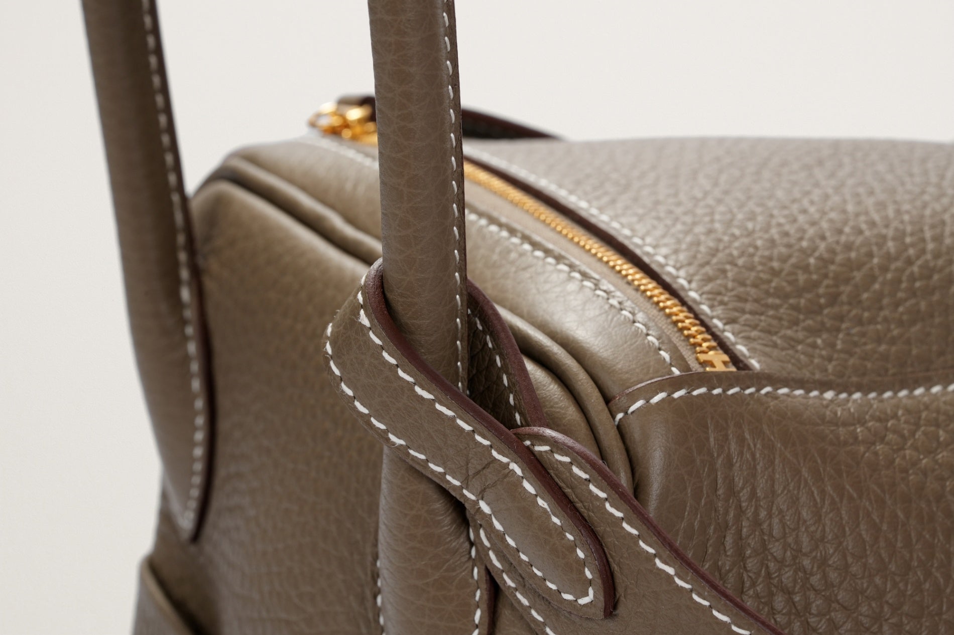 HERMES リンディ26 エトゥープ