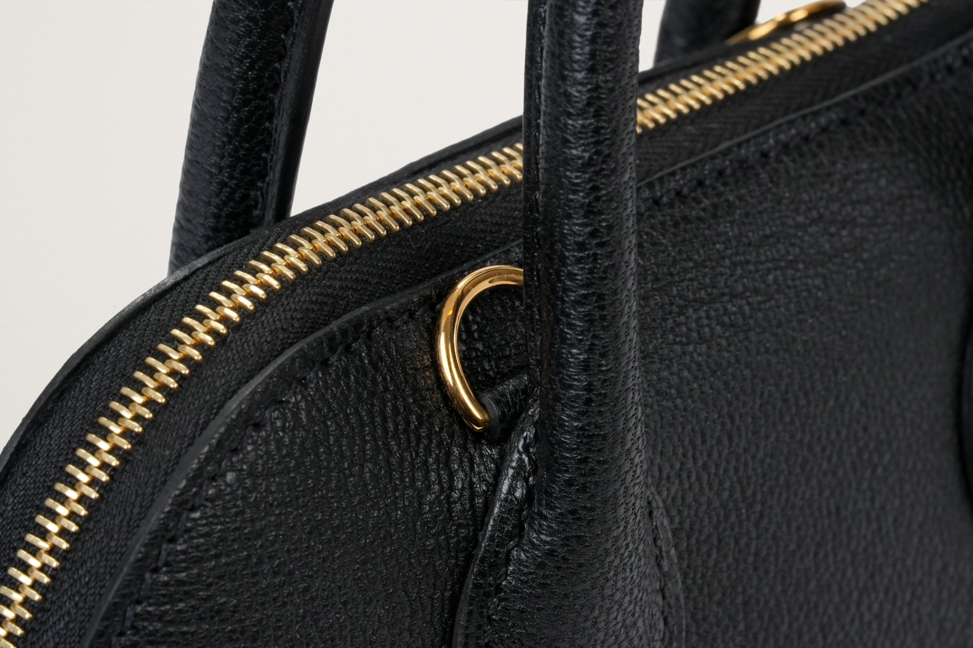 HERMES ミニボリード1923 黒 – GINZA SATAKE