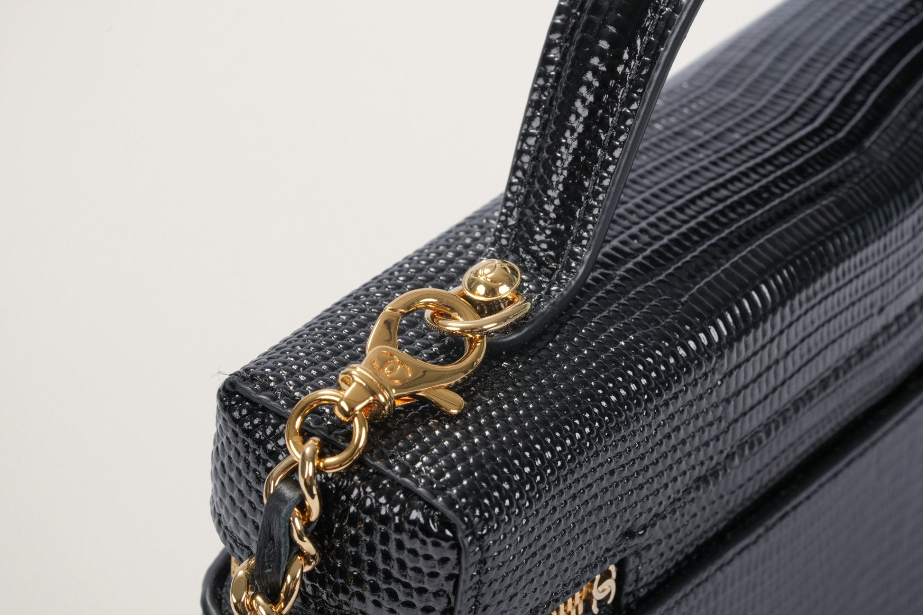 CHANEL マトラッセ スモールヴァニティケース