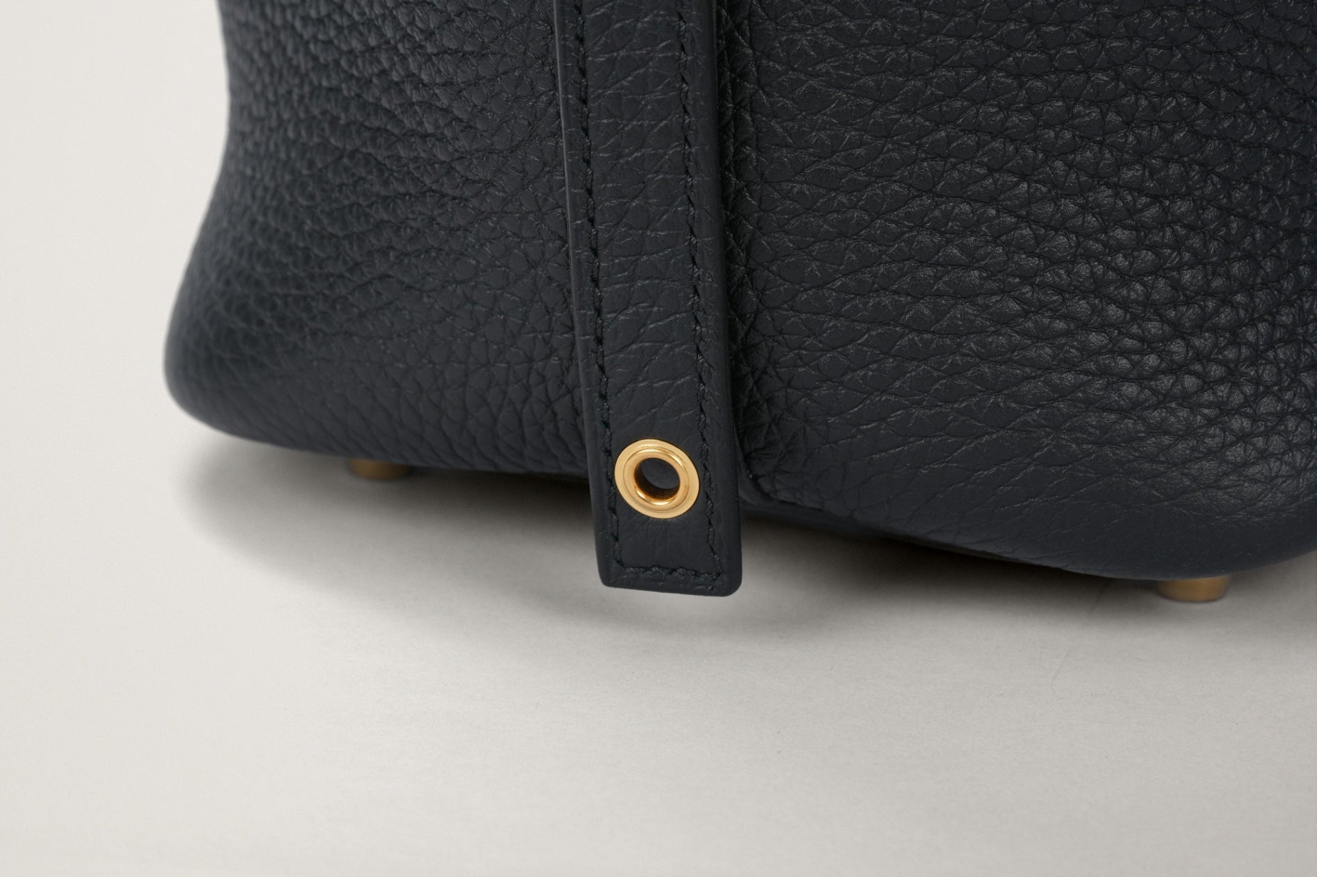 HERMES ピコタンロック18 黒