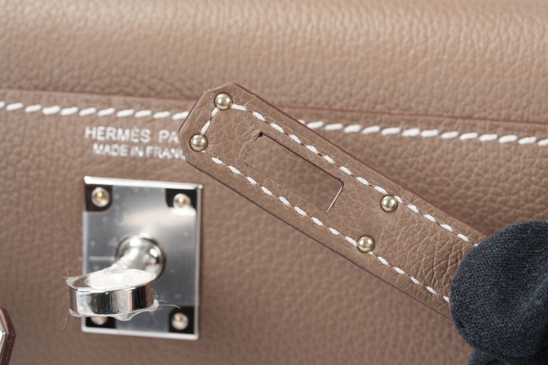 HERMES ケリーダンス エトゥープ