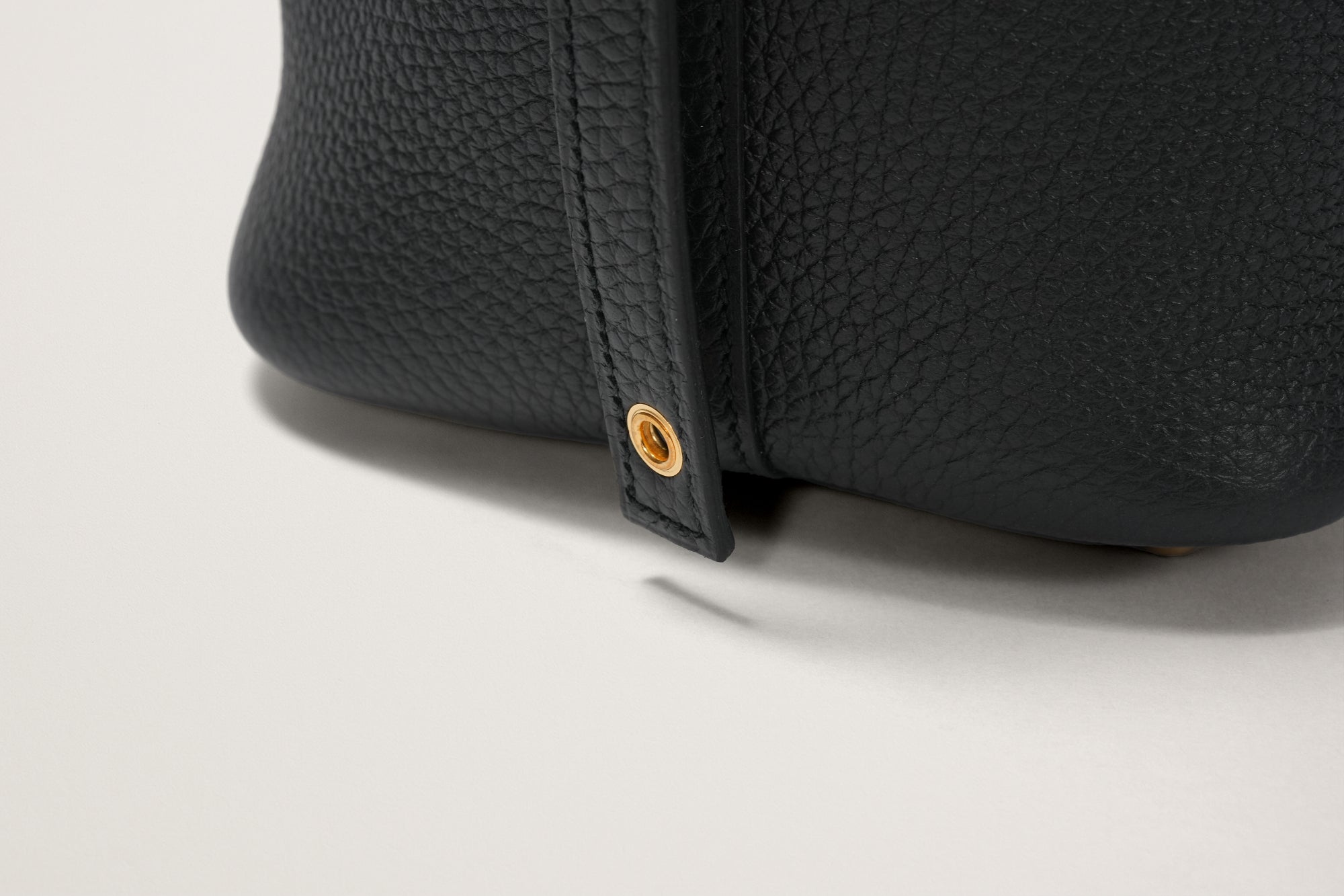 HERMES ピコタンロック18 黒