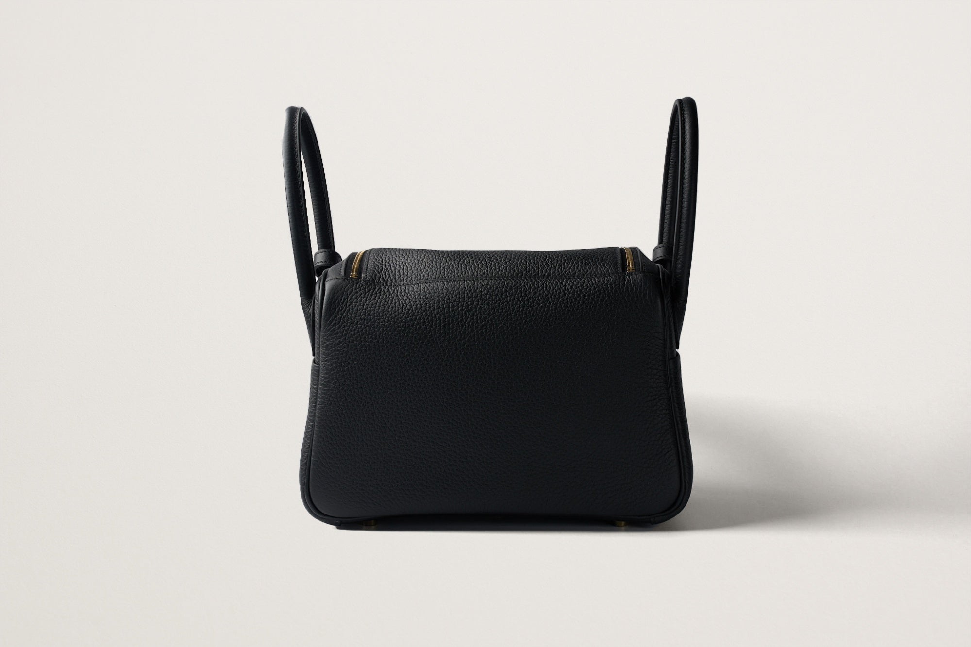 HERMES リンディ26 黒 – GINZA SATAKE
