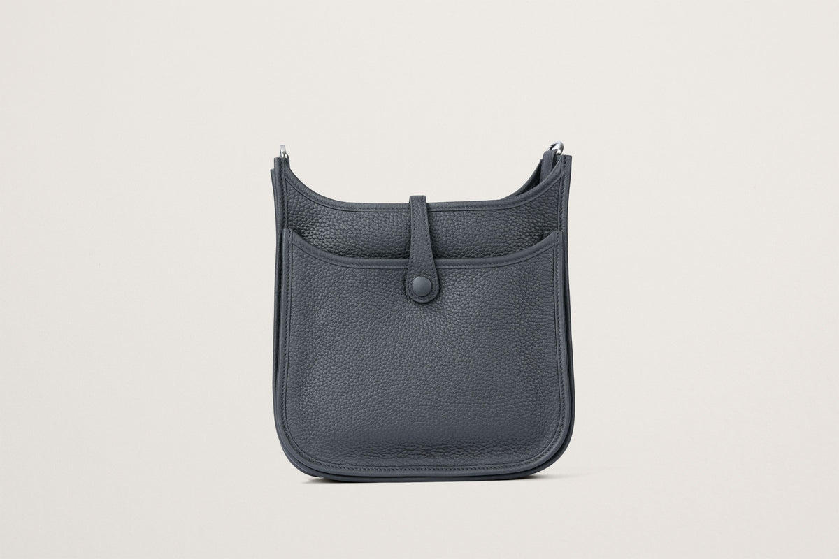 HERMES エヴリン23 黒