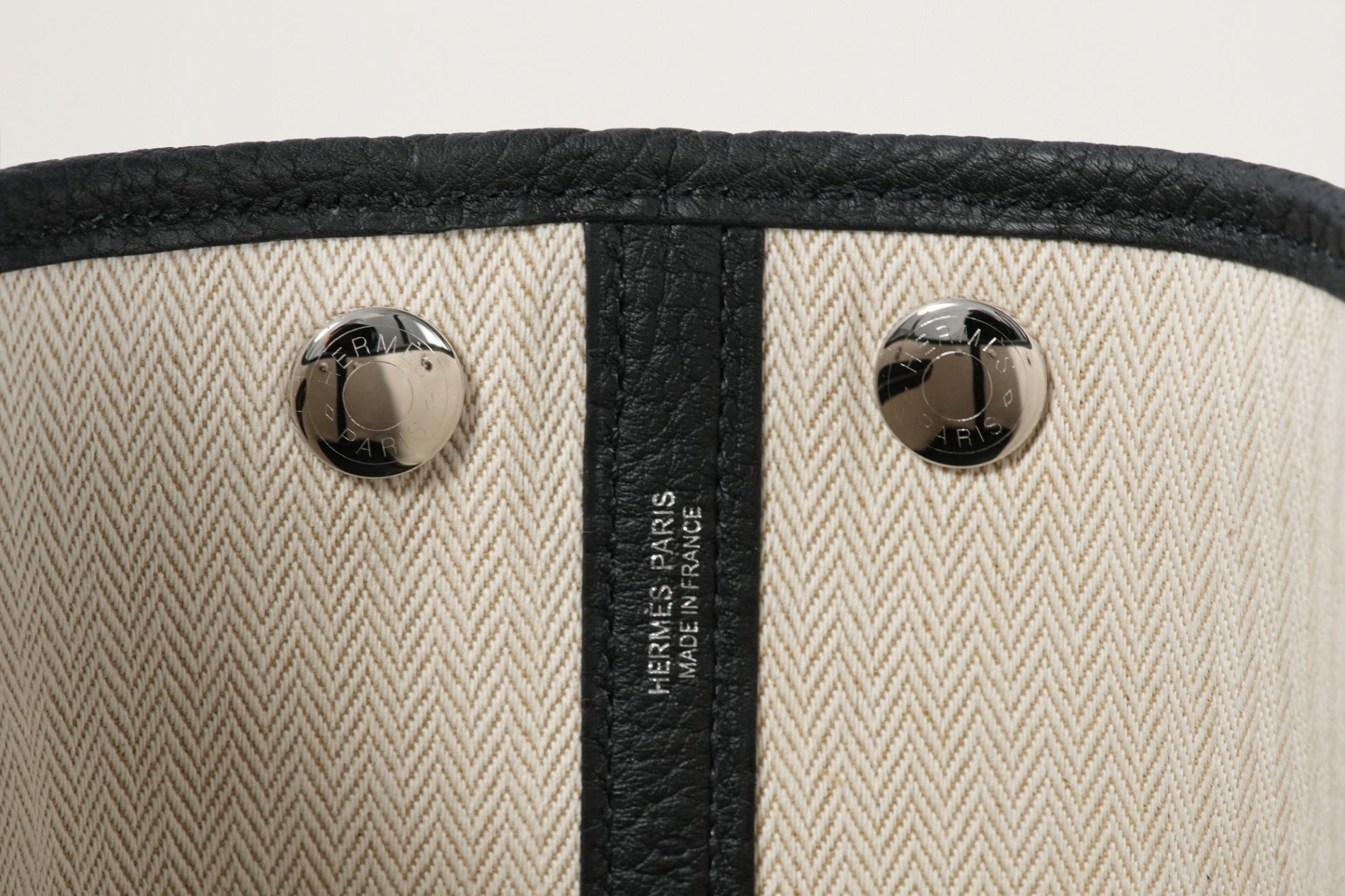 HERMES ネオ・ガーデン23 黒