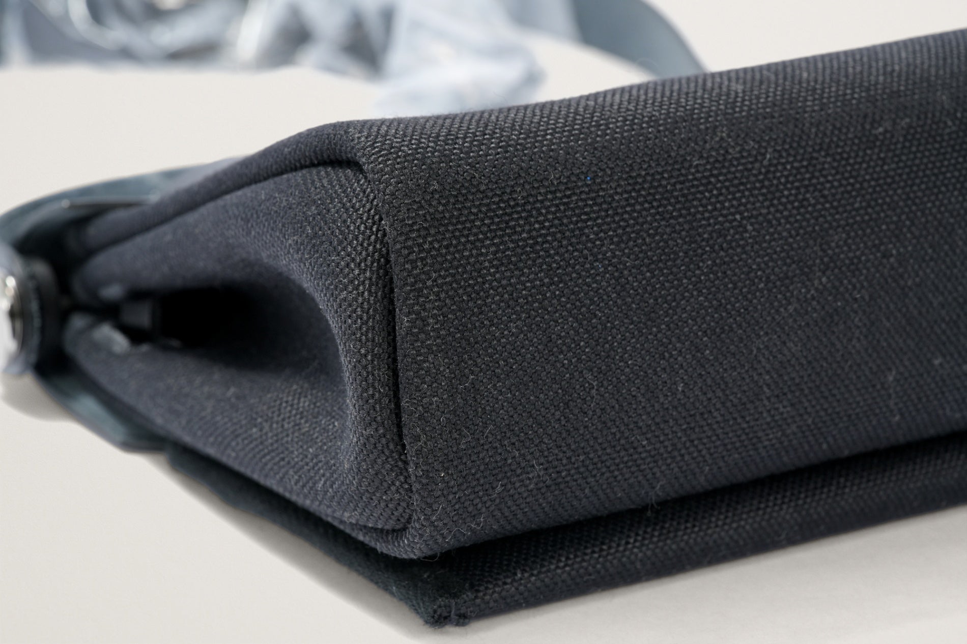 HERMES エールバッグミニ 黒