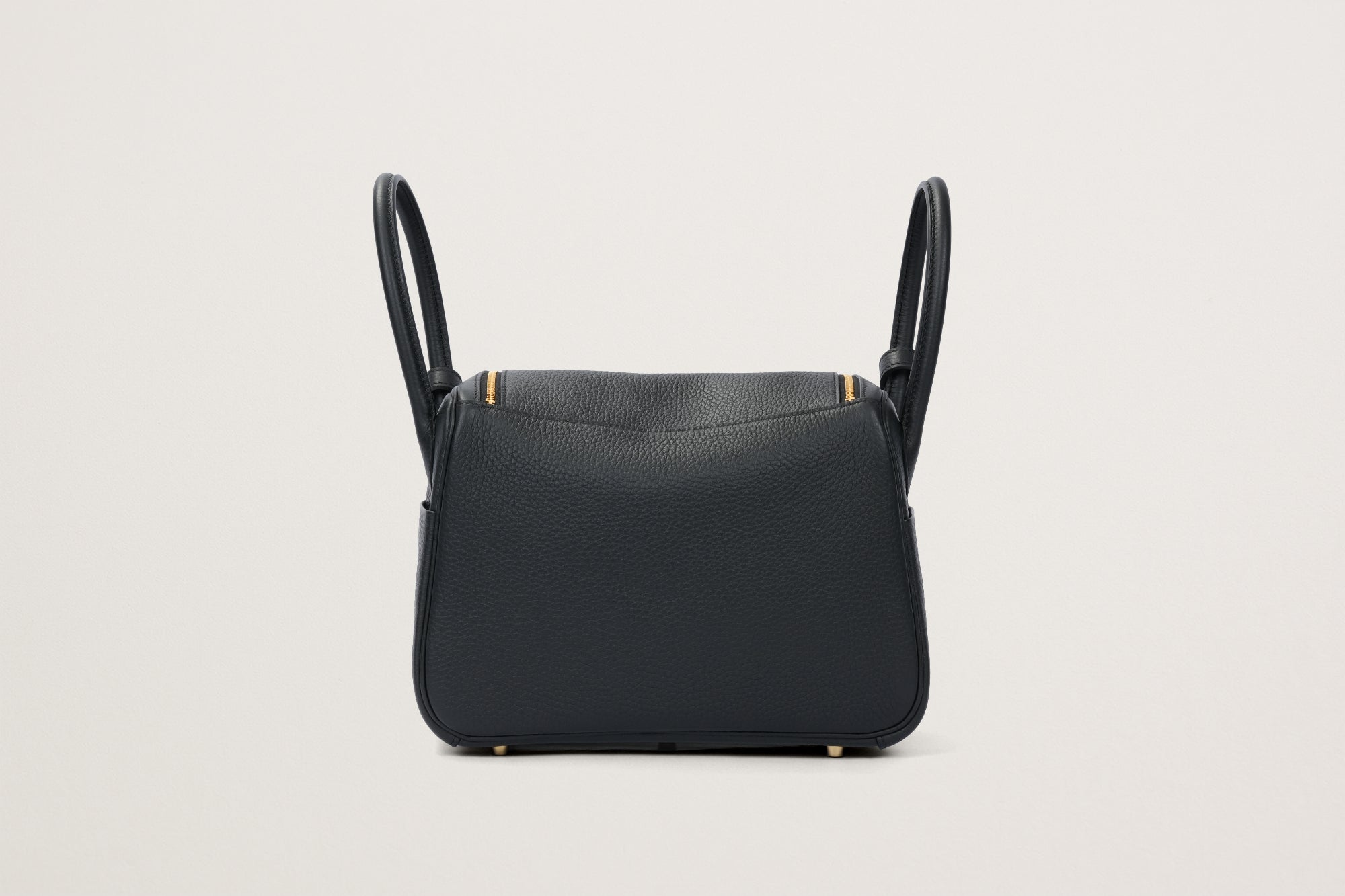 HERMES リンディ26 黒 – GINZA SATAKE