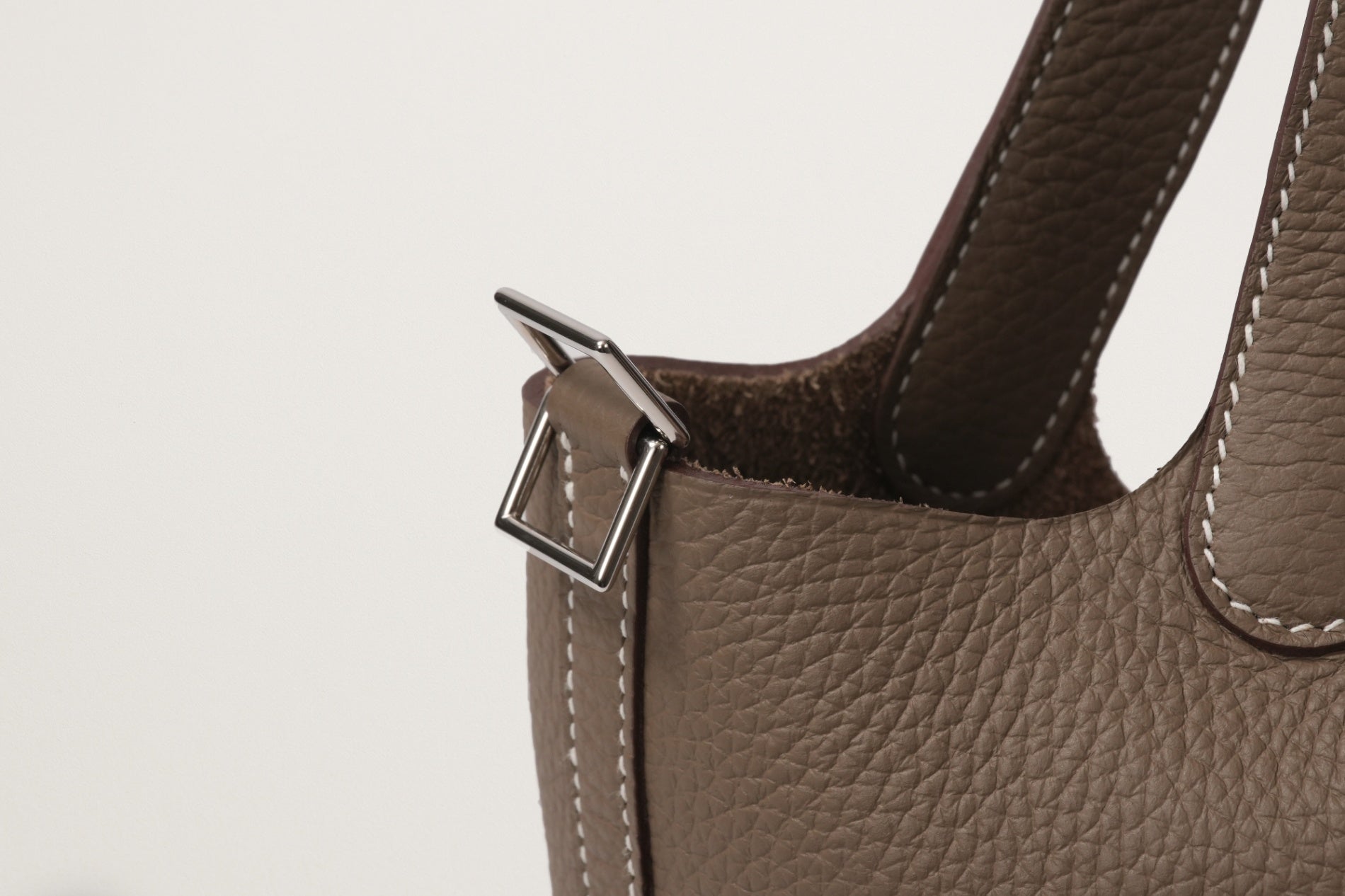 HERMES ピコタンロック18