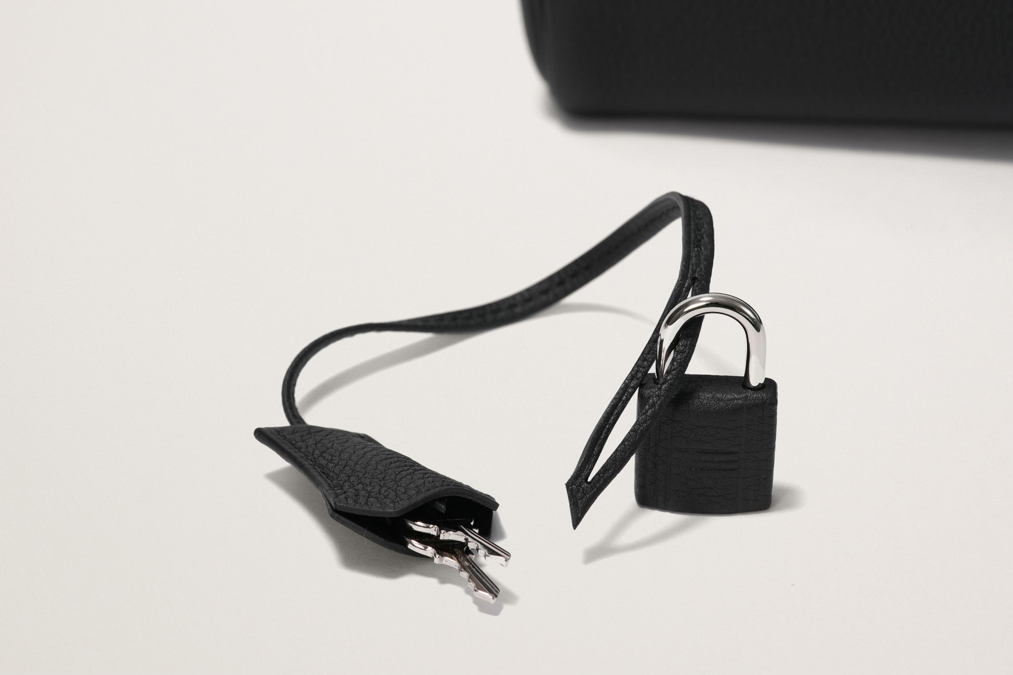 HERMES ケリー　アッカドPM
