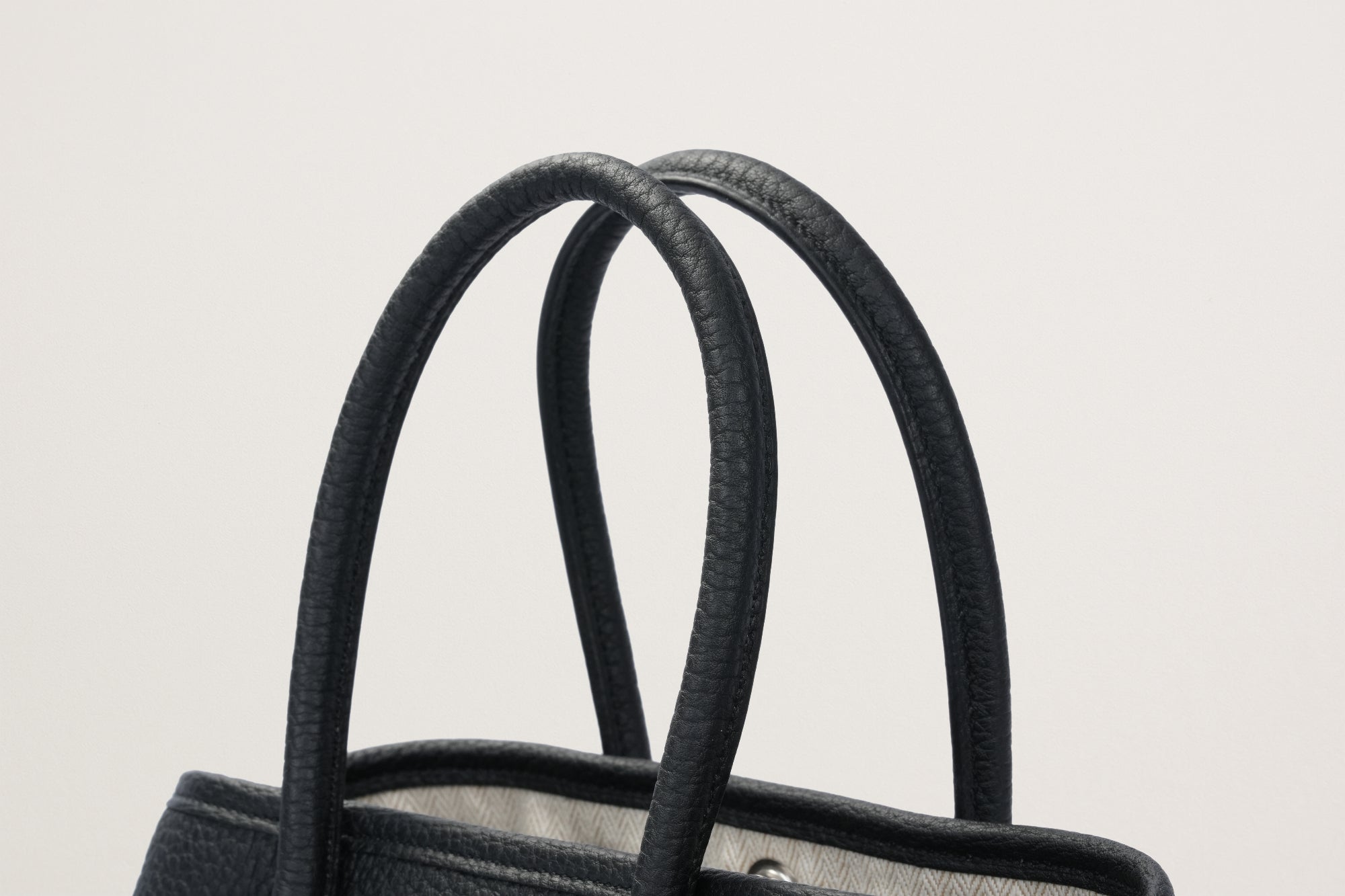 HERMES ネオ・ガーデン23 黒