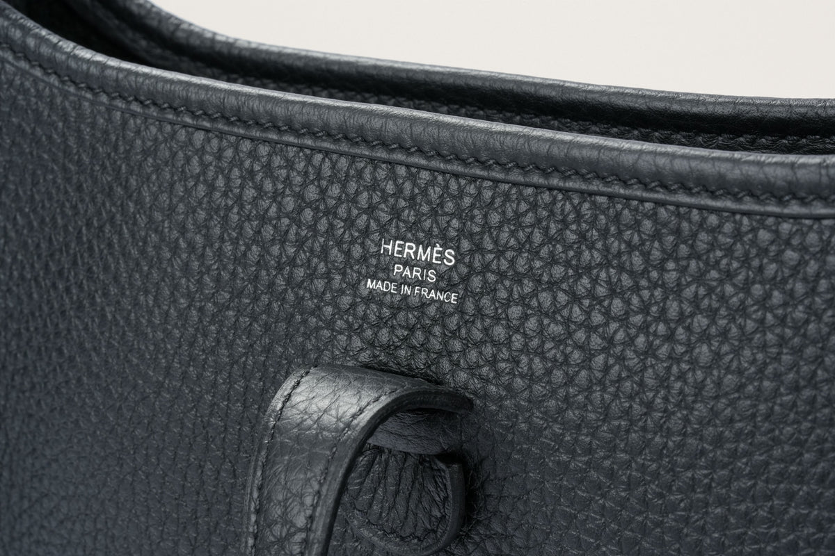 HERMES エヴリン23 黒